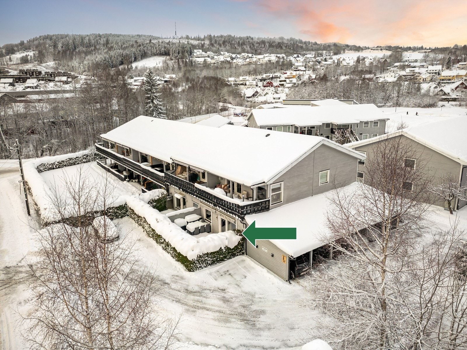 Kort gangavstand til flott turterreng både om sommeren og vinteren Galleribilde