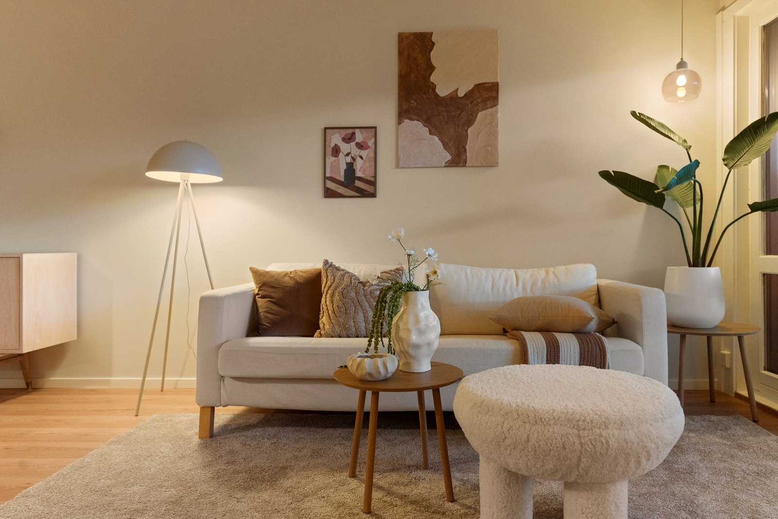 Gjennomgående behagelige fargevalg i hele leiligheten Galleribilde