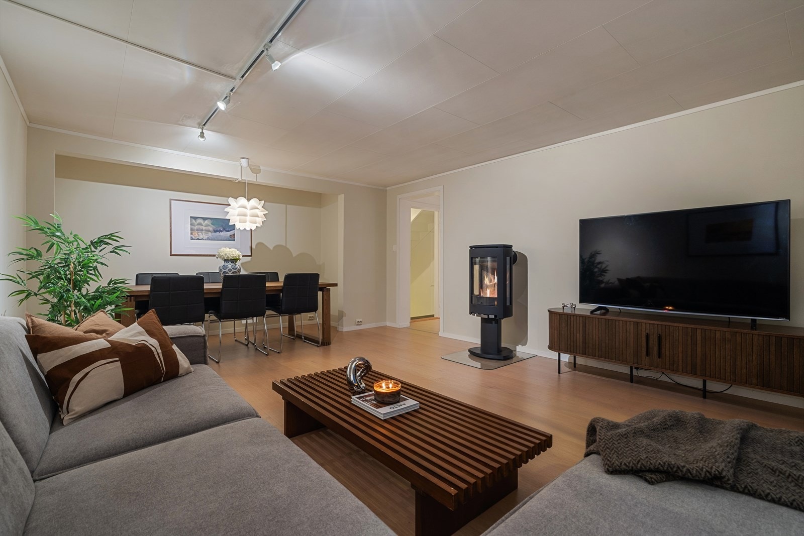 DNB Eiendom v/Ola Sollied Halvorsen har gleden av å presentere Hansjordnesgata 8! Galleribilde