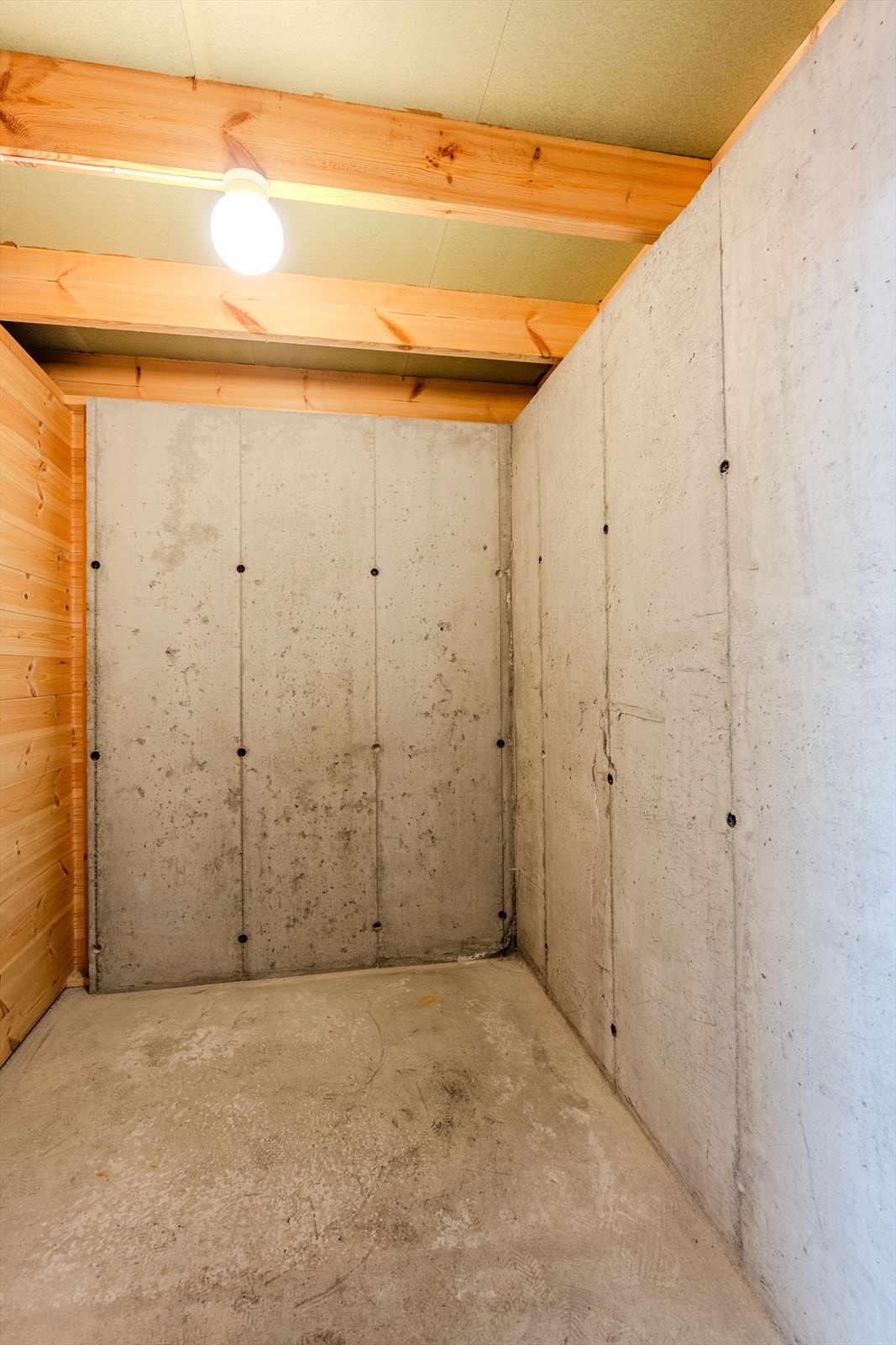 Naustboder kan leies , kr 4.000/år Galleribilde