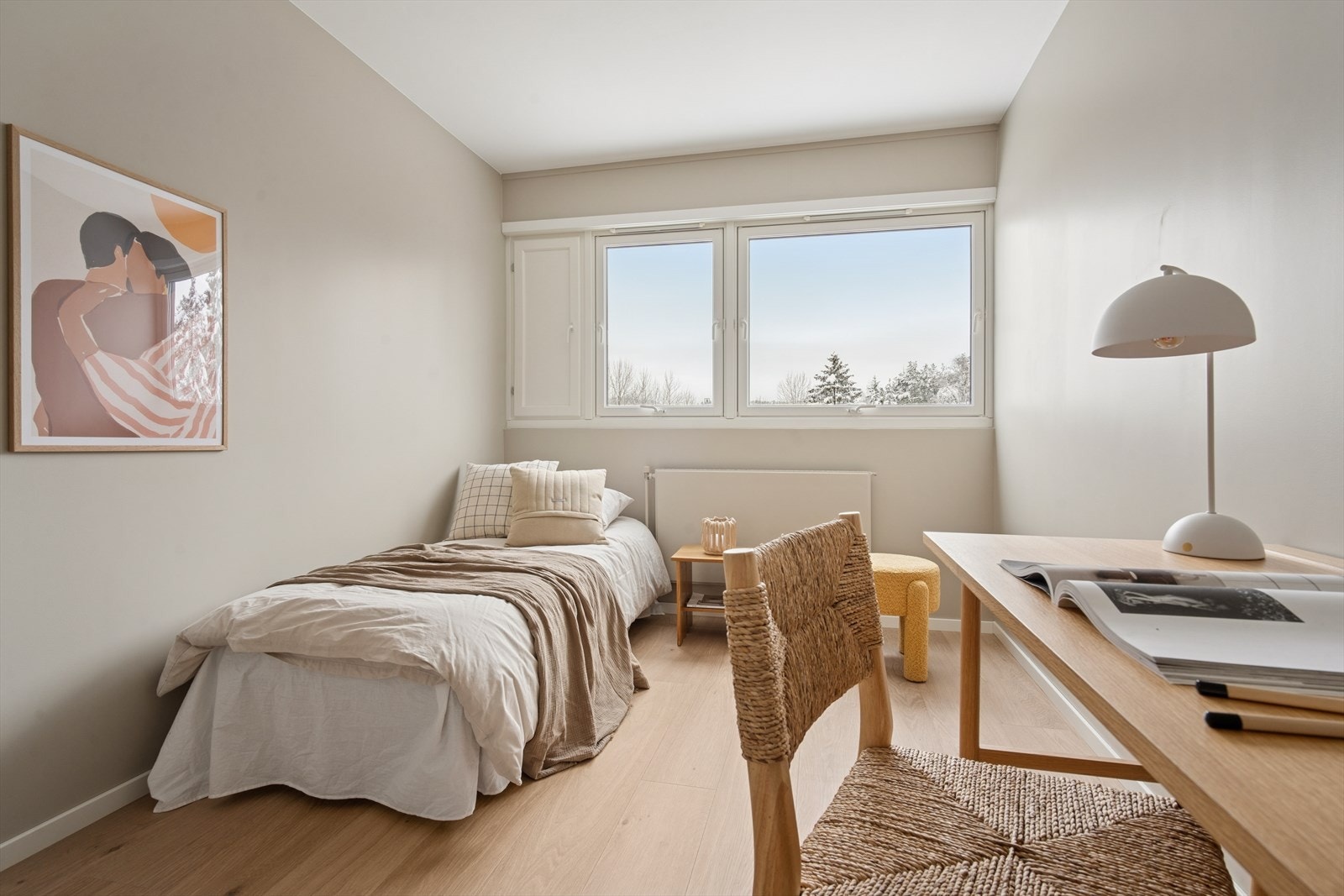 Alle soverommene vender ut mot rolige omgivelser, som skaper en avslappet atmosfære når en skal legge seg for kvelden. Galleribilde