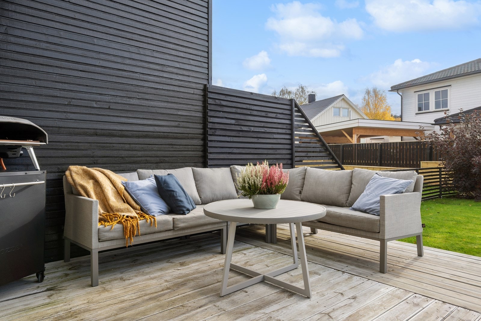 Skjermet veranda. Galleribilde