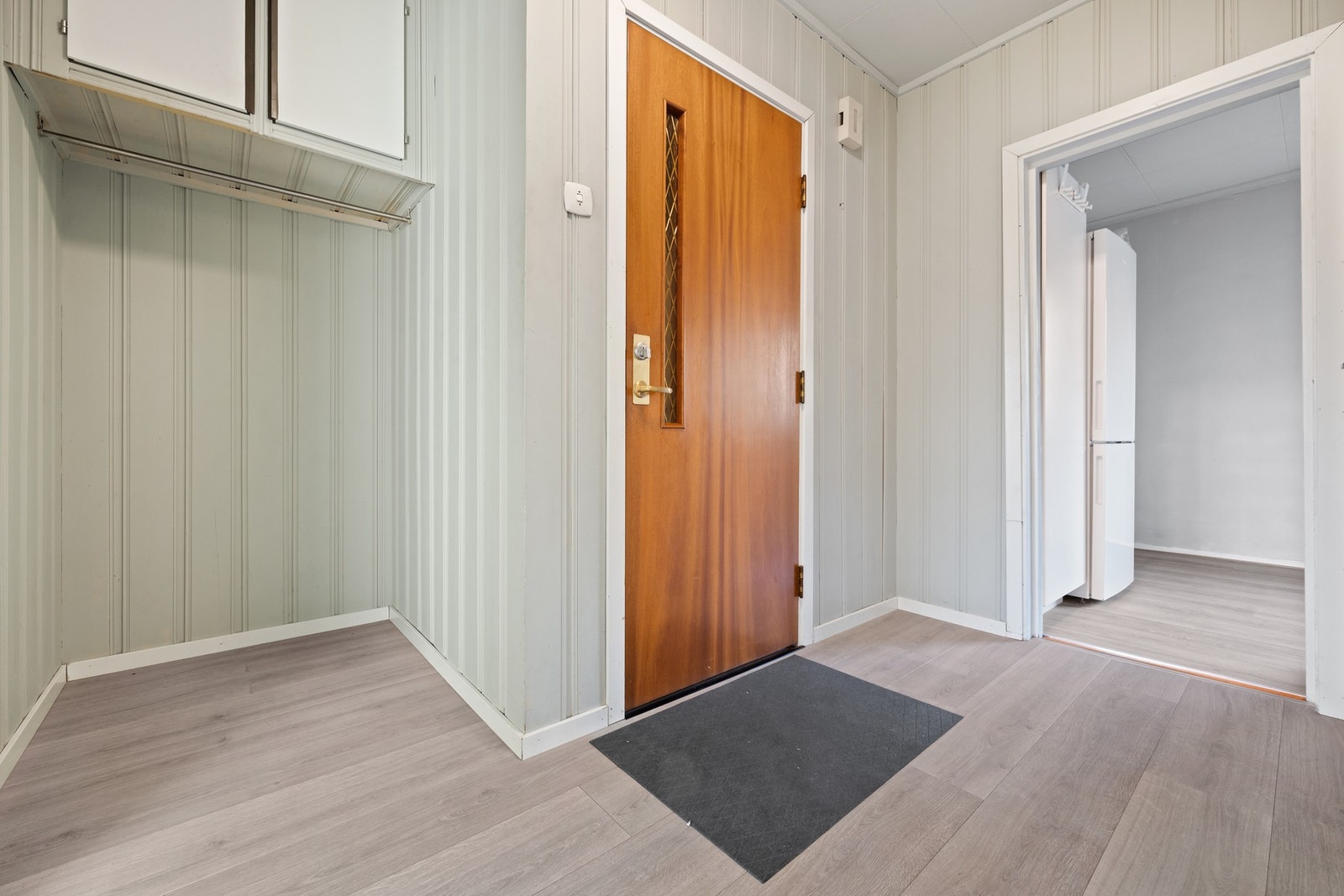 Romslig selveierleilighet med sentral beliggenhet på Billingstad. Galleribilde