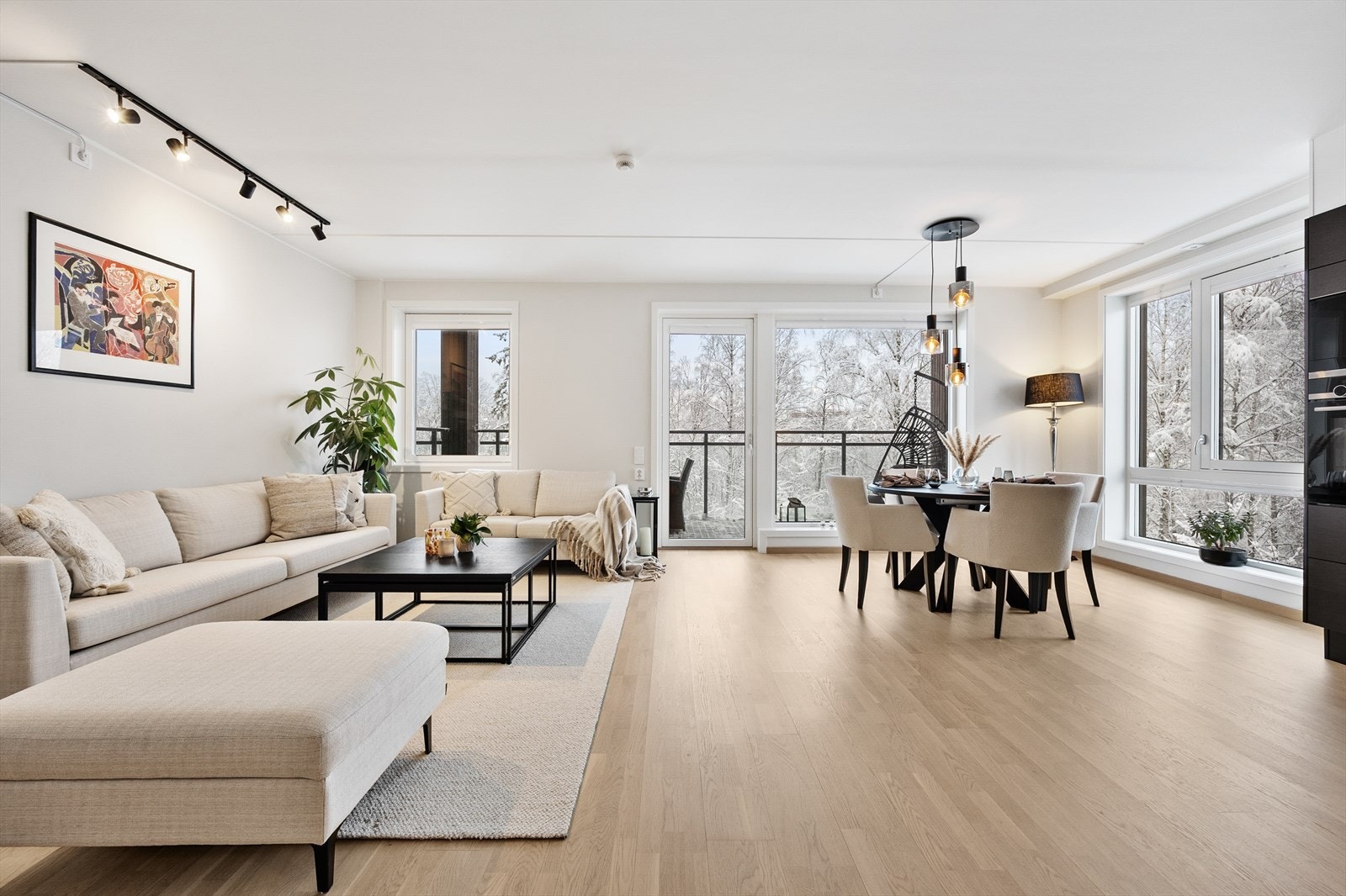 Mohsin Ali v/Eiendomsmegler 1 har gleden av å presentere Havnehagen 56! Galleribilde