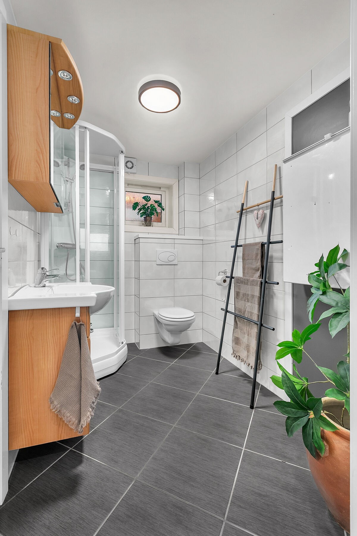 Underetasje - Bad Galleribilde