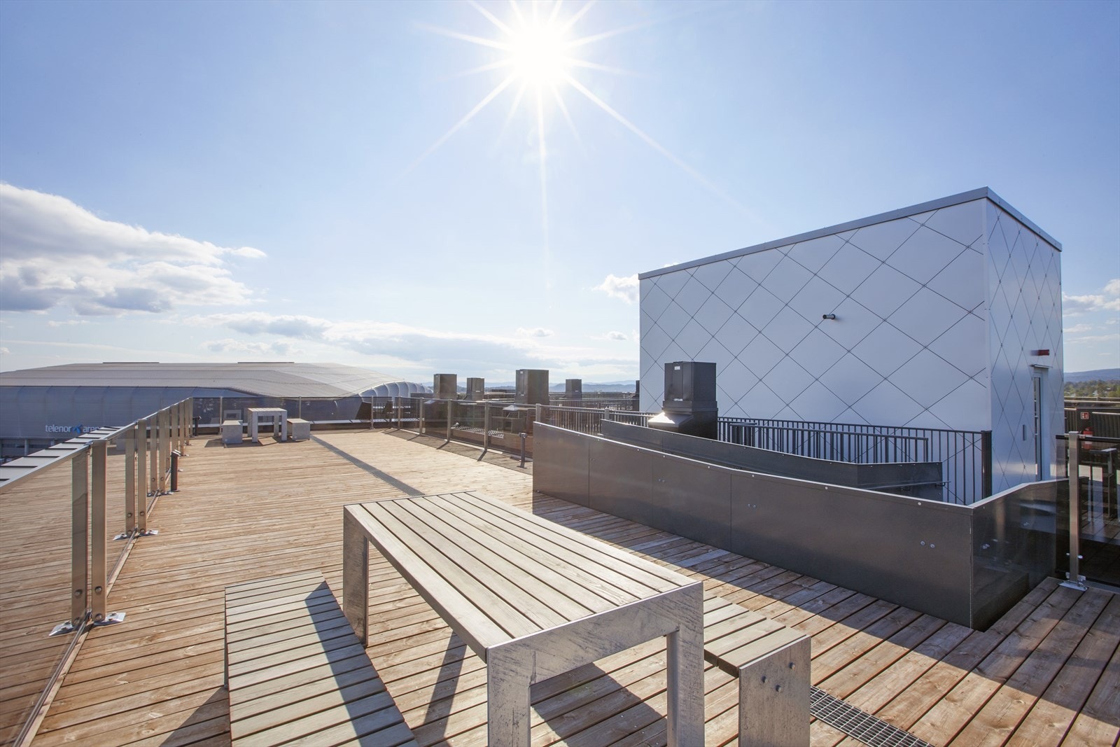 Felles takterrasse med panoramautsikt. Galleribilde