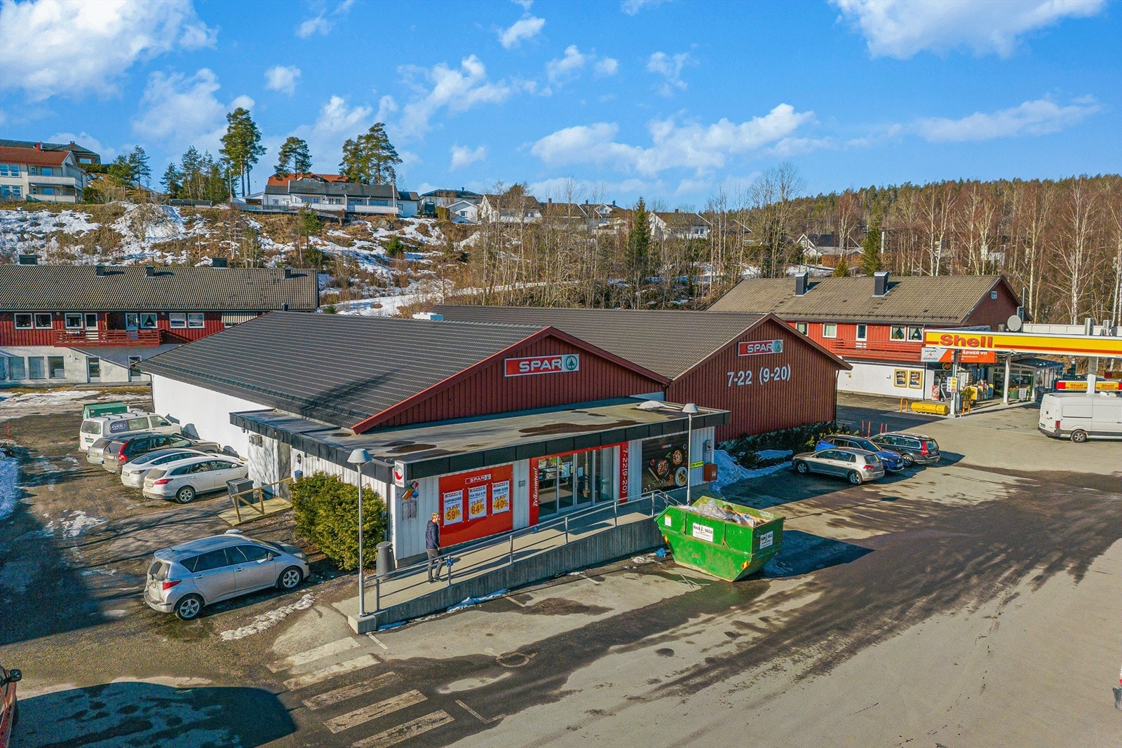 Sparbutikken ligger kun en kort spasertur fra boligen Galleribilde
