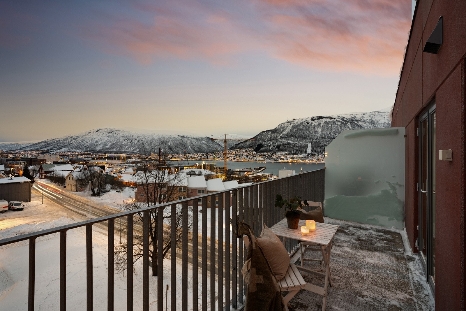 Velkommen til Mellomvegen 33 - Presentert av Anders Karlstrøm!