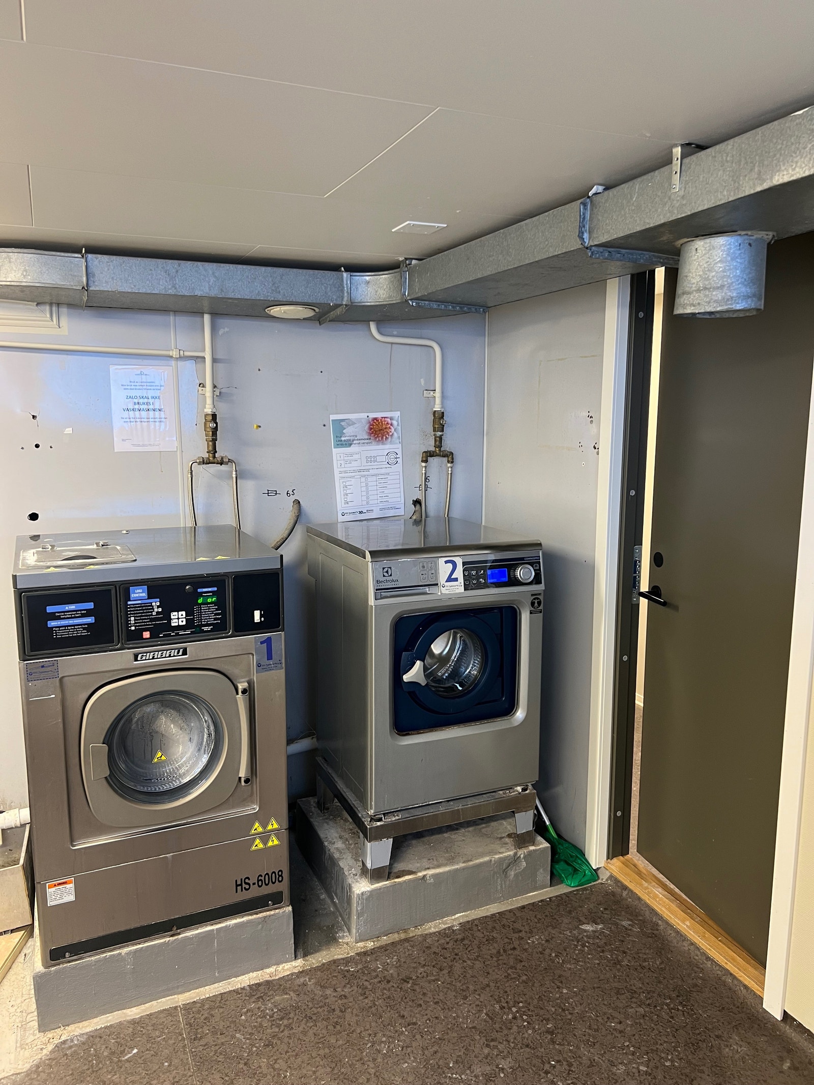 Felles vaskeri Galleribilde