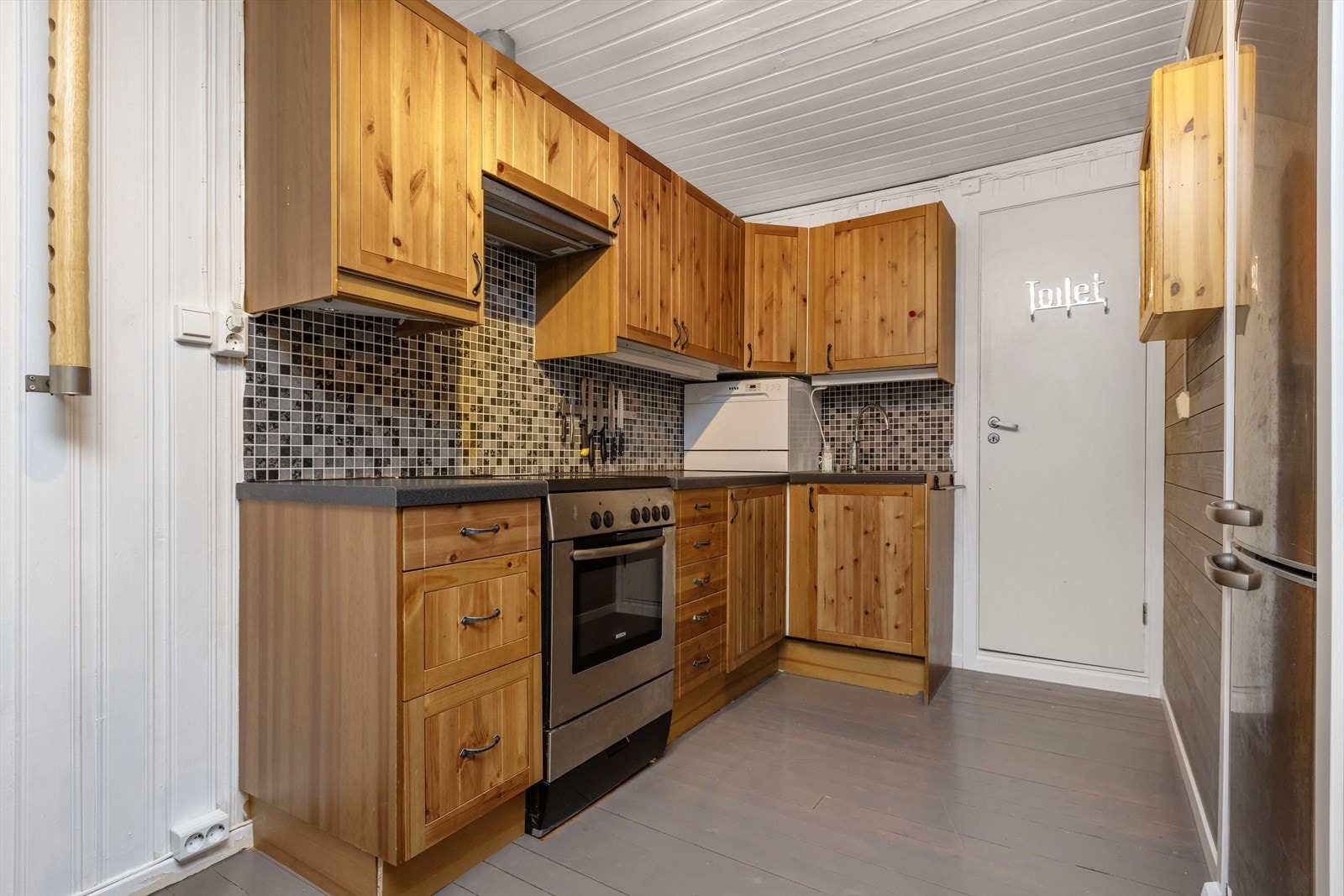 Kjøkken inkl. hvitevarer Galleribilde