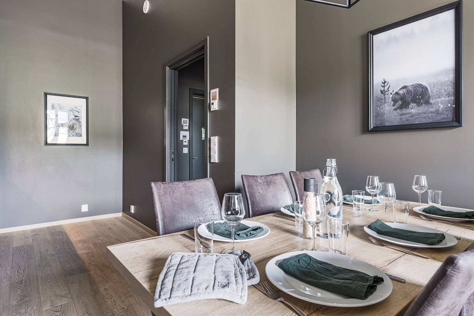 2767-3-1_029.jpg Galleribilde