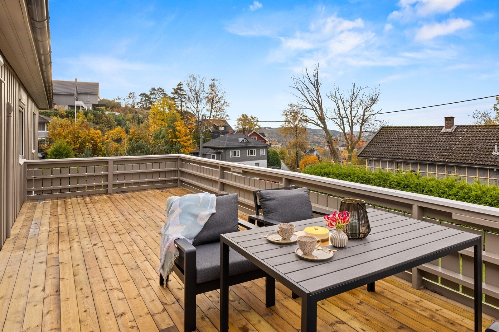 Boligen passer perfekt for dem som ønsker en aktiv tilværelse i naturskjønne omgivelser, med alt av fasiliteter like i nærheten. Galleribilde