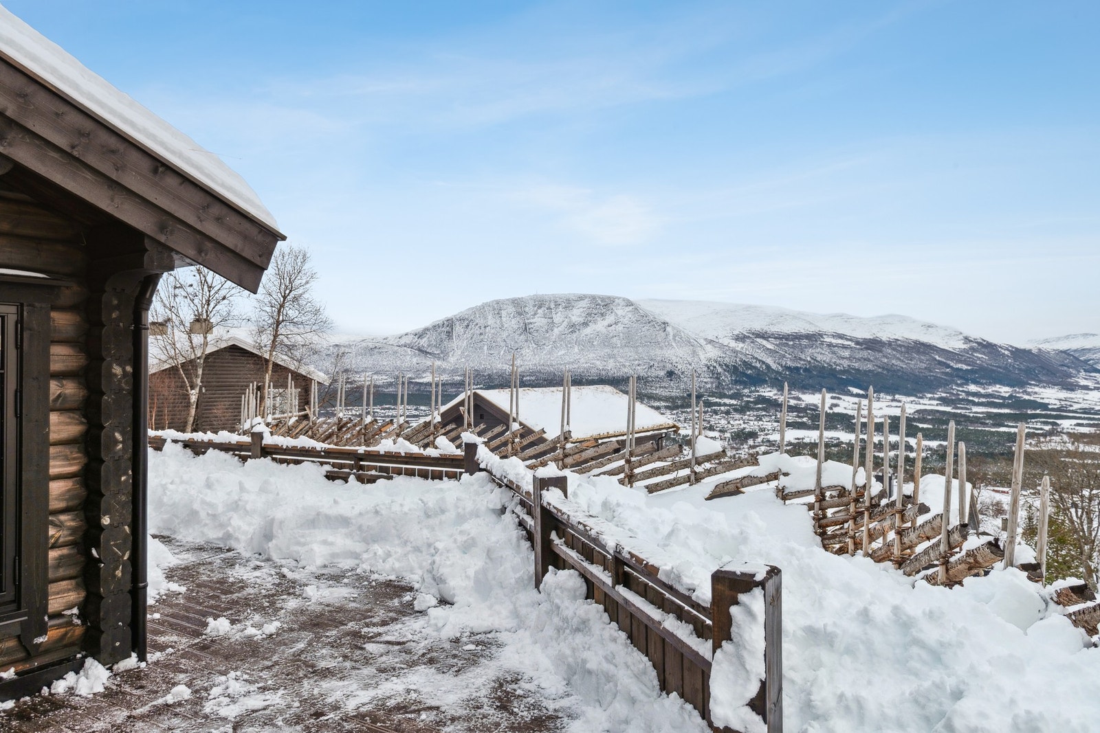 Utsikt fra terrassen. Galleribilde