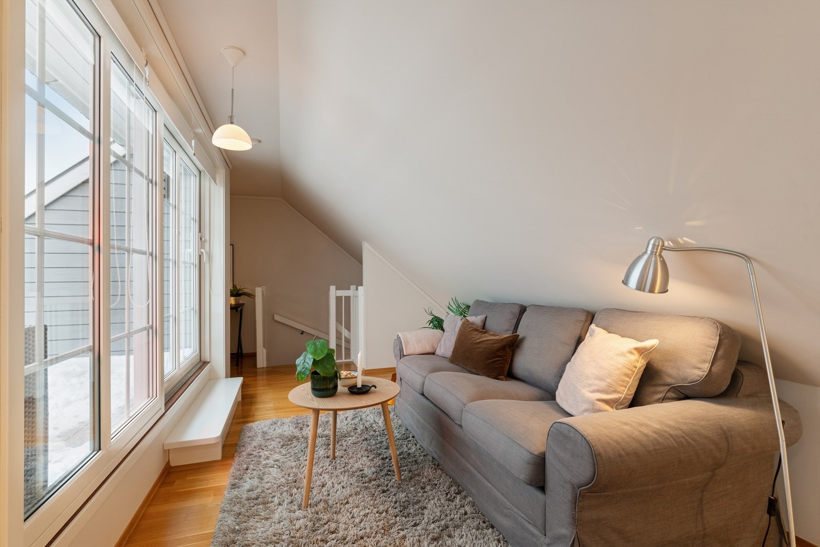 Gulvarealet på loftet er målt til 28 m². Galleribilde