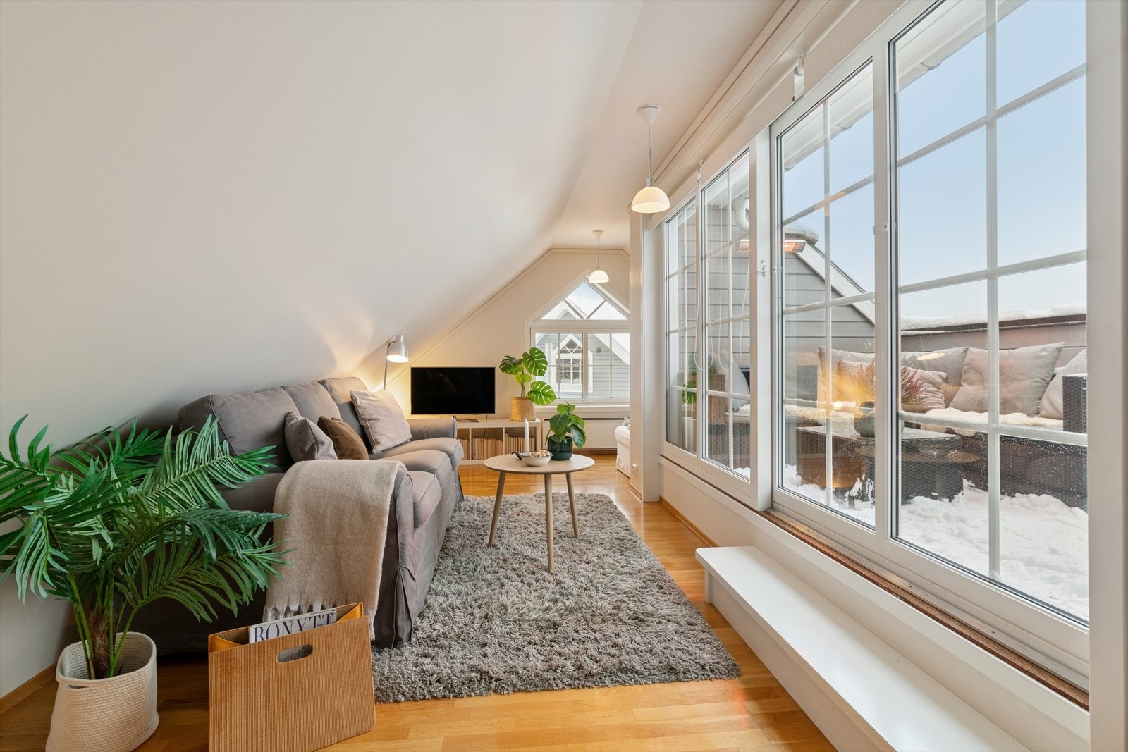 Loftstue med direkte utgang til takterrasse på 7m². Galleribilde