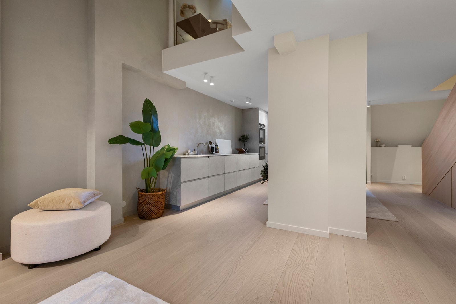 Leiligheten har god arealutnyttelse med kjøkken og stue i ett og samme rom. Galleribilde