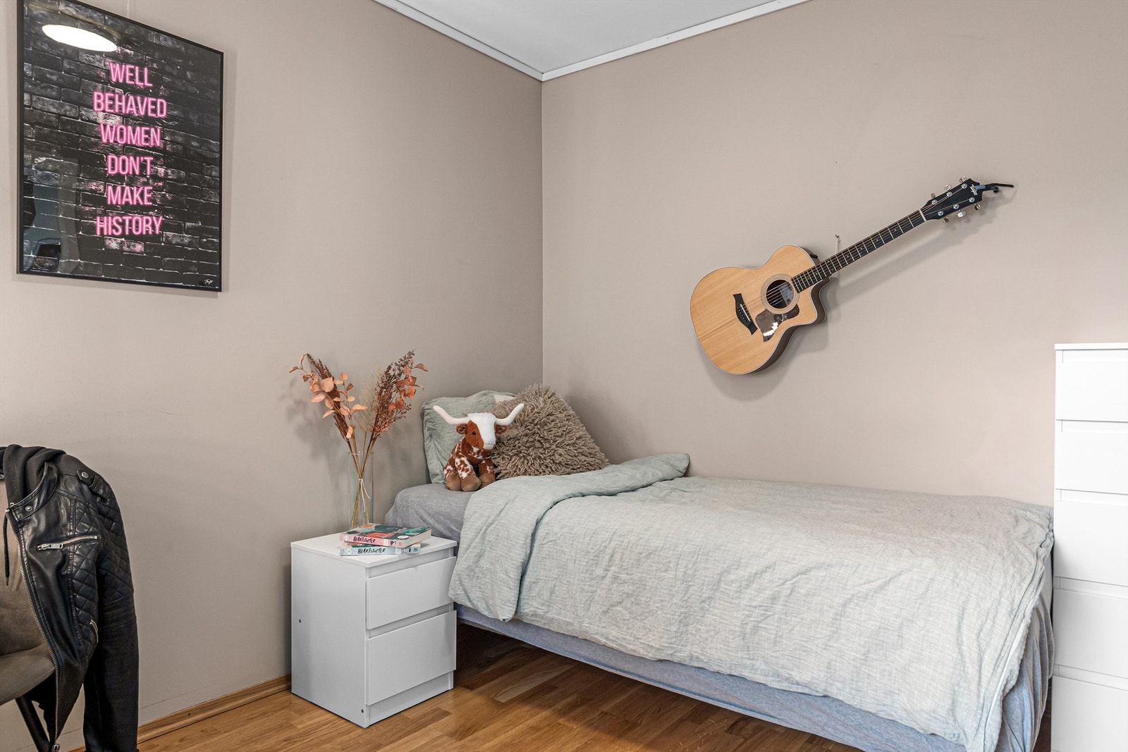 - Soverom nr. 2 er også av god størrelse - Galleribilde