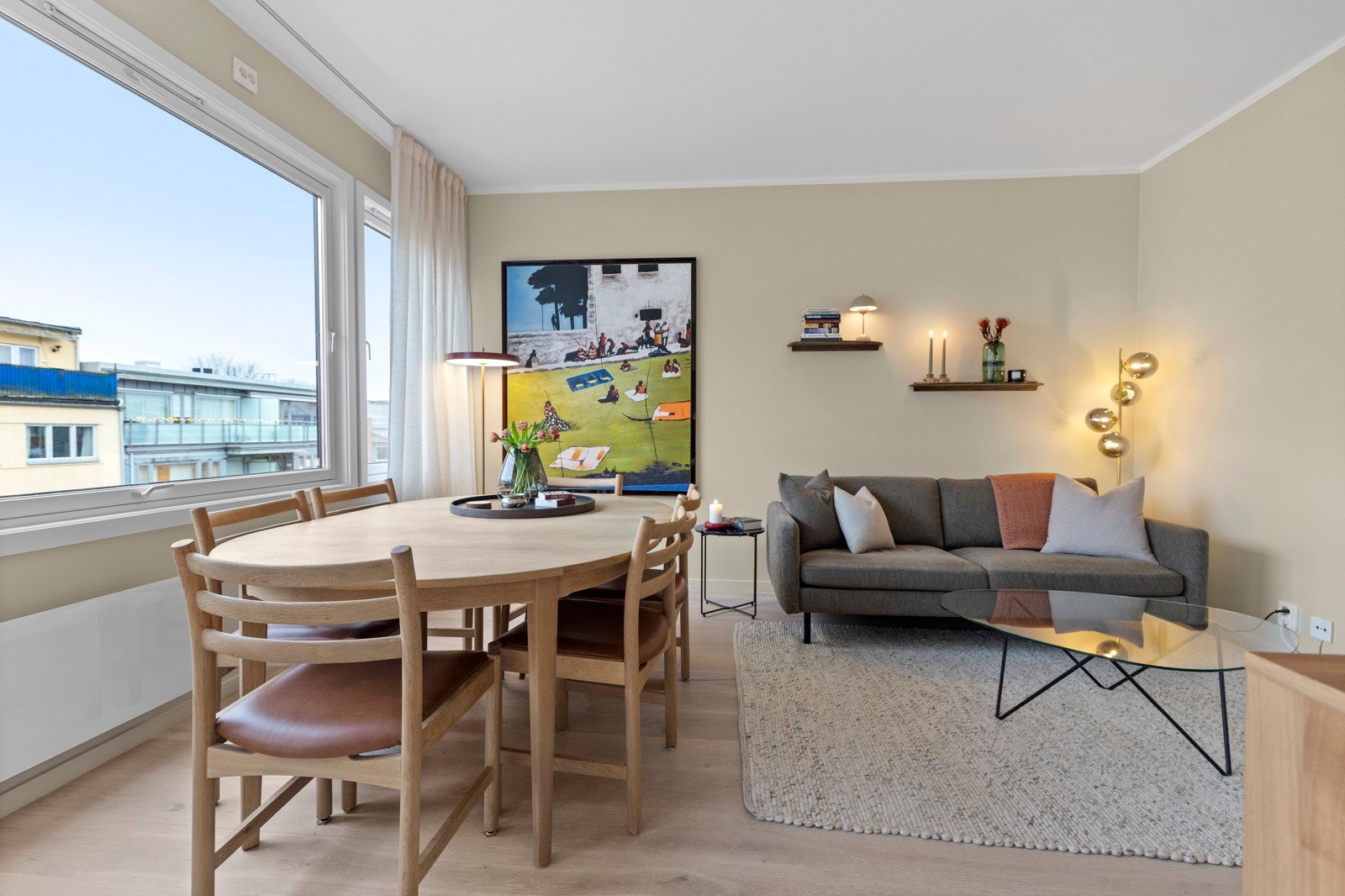 Innbydende og fin 2-roms eierleilighet beliggende i 5. etasje med heisadkomst. Galleribilde