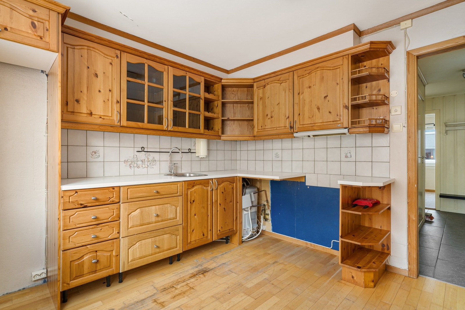 Stort kjøkken på 10vm. Galleribilde