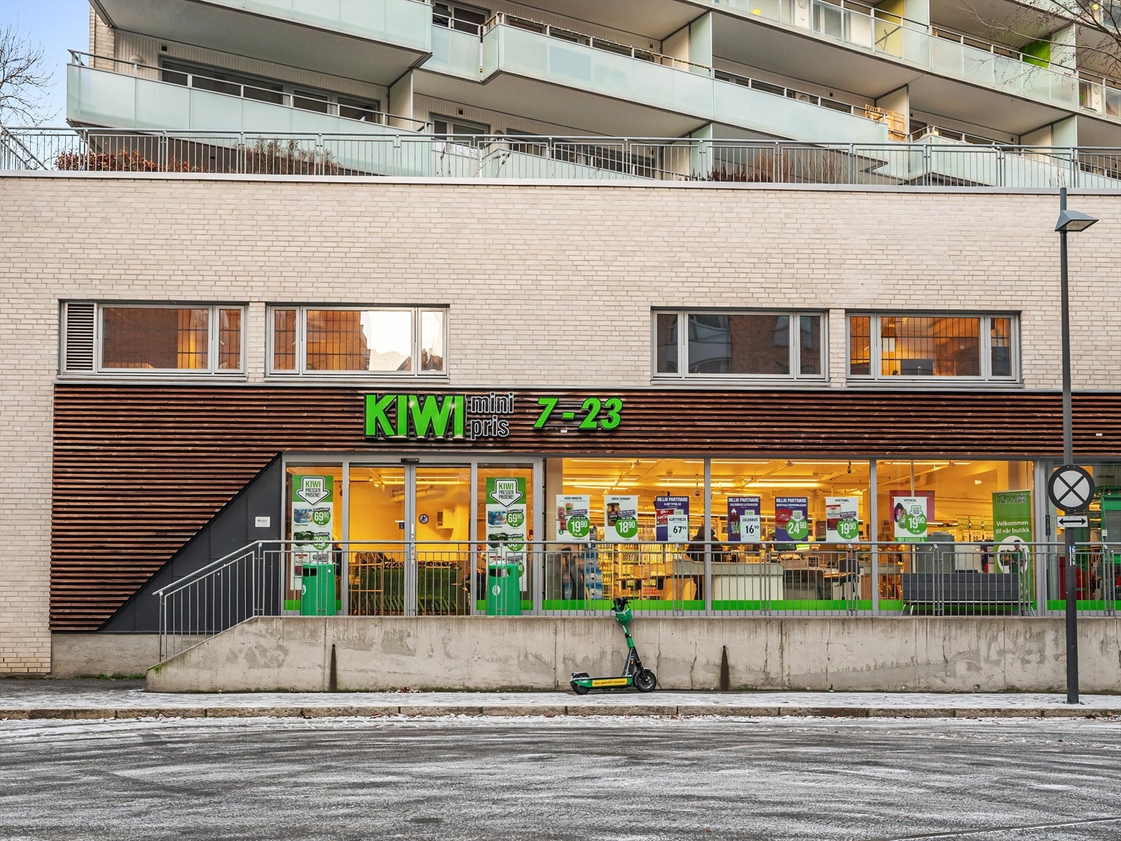 Kiwi Kværnerbyen ligger 1 min unna boligen! Galleribilde