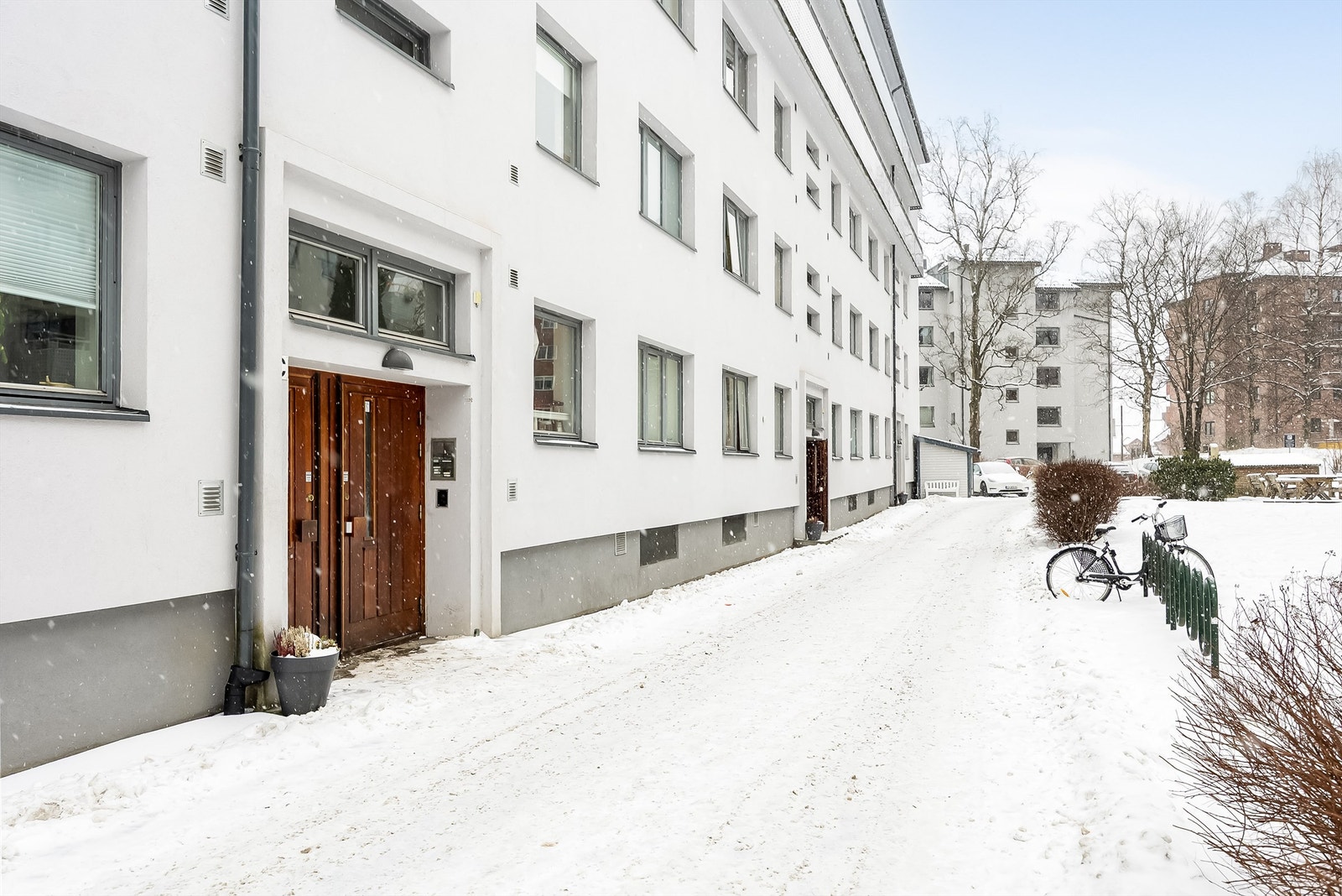 Inngangsparti. Galleribilde