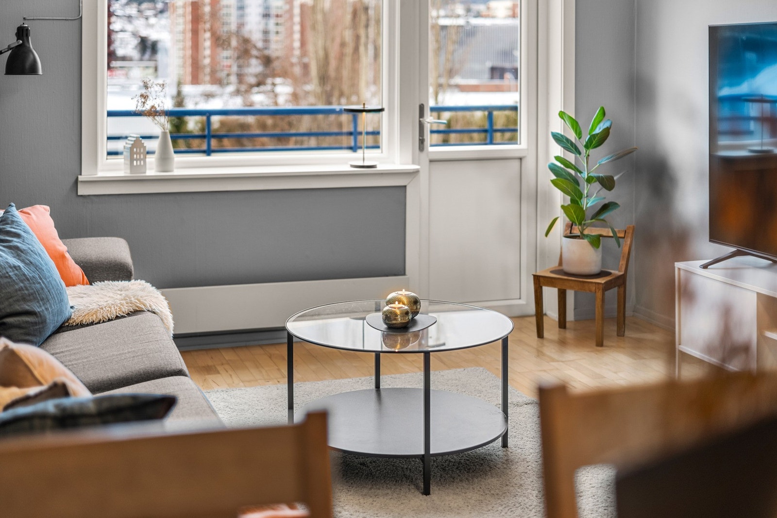 Store vintudsflater som sikrer rikelig med naturlig lysinnslipp Galleribilde