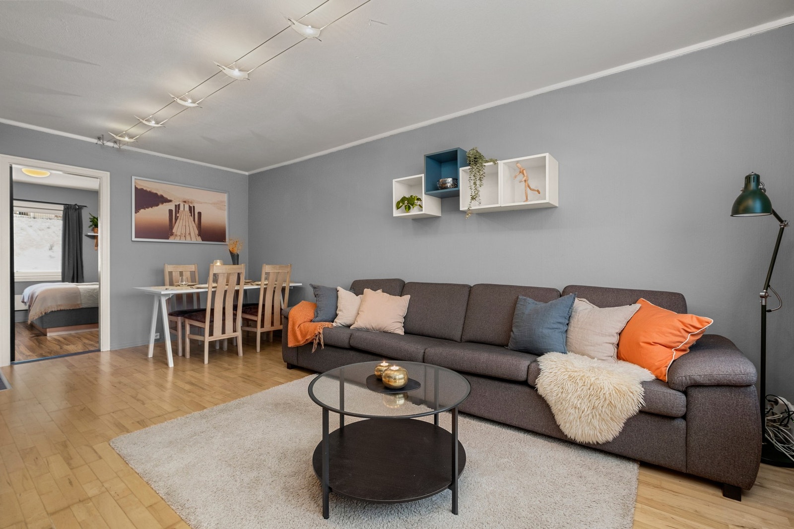 Velkommen til Øystein Møylas veg 10, presentert av Johannes Tømmerås! Galleribilde