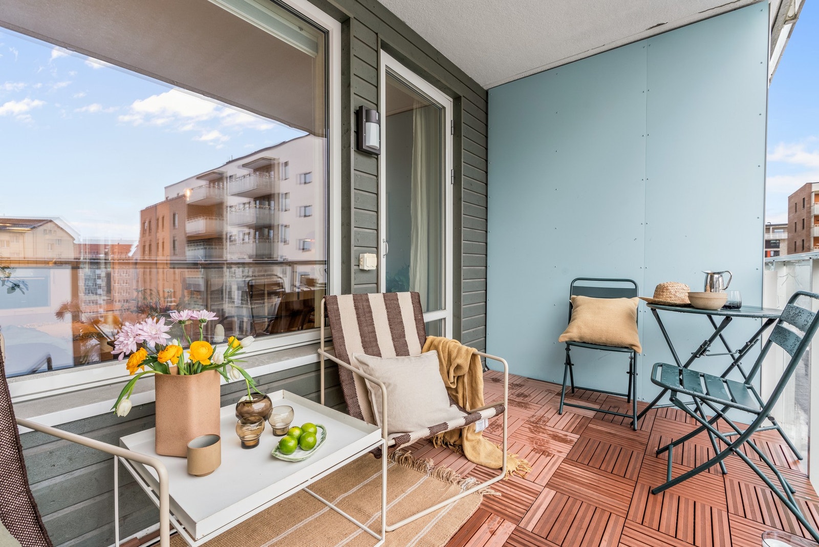 Et av leilighetens høydepunkt er den herlige balkongen Galleribilde