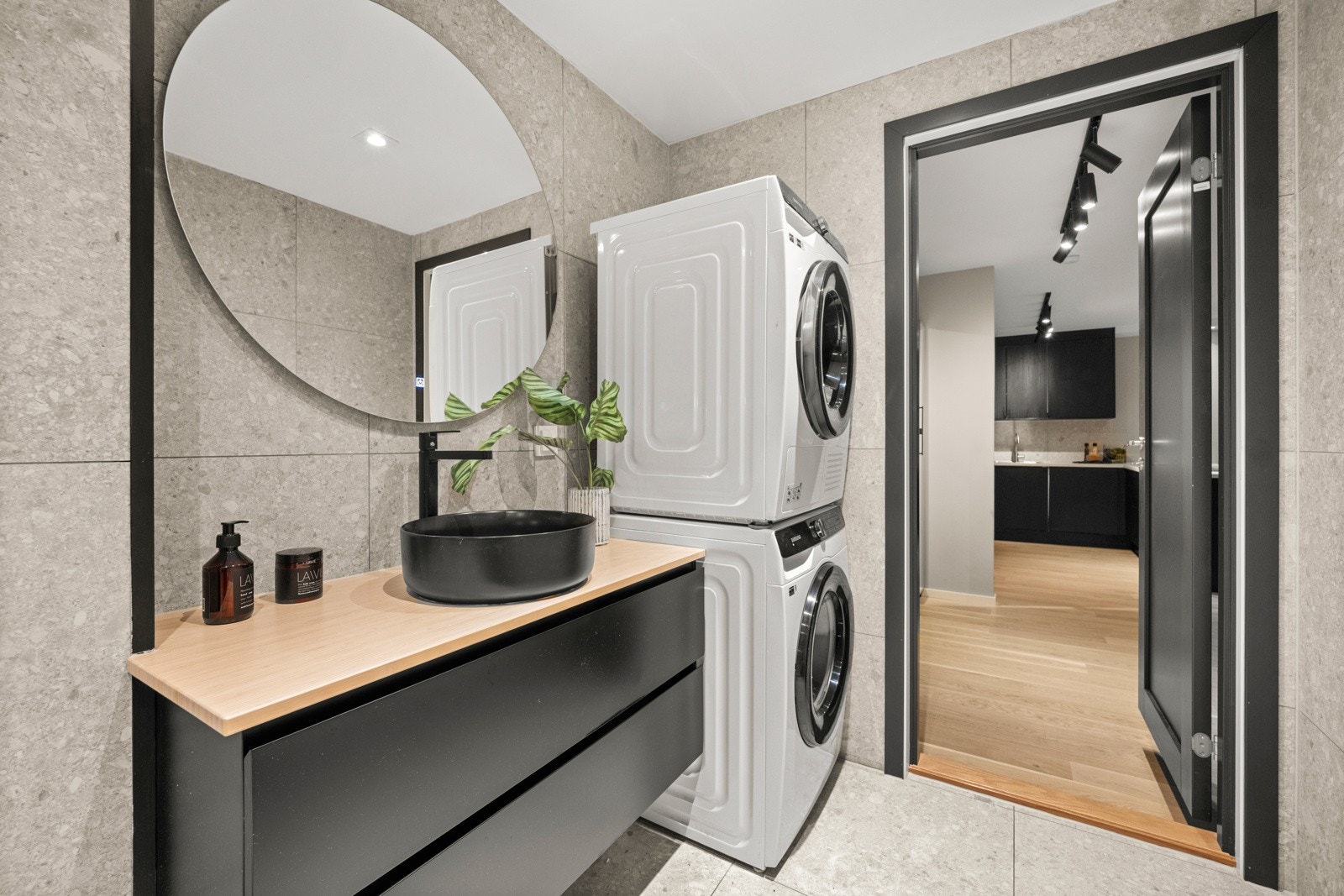 Det er også opplegg for vaskemaskin og tørketrommel. Galleribilde