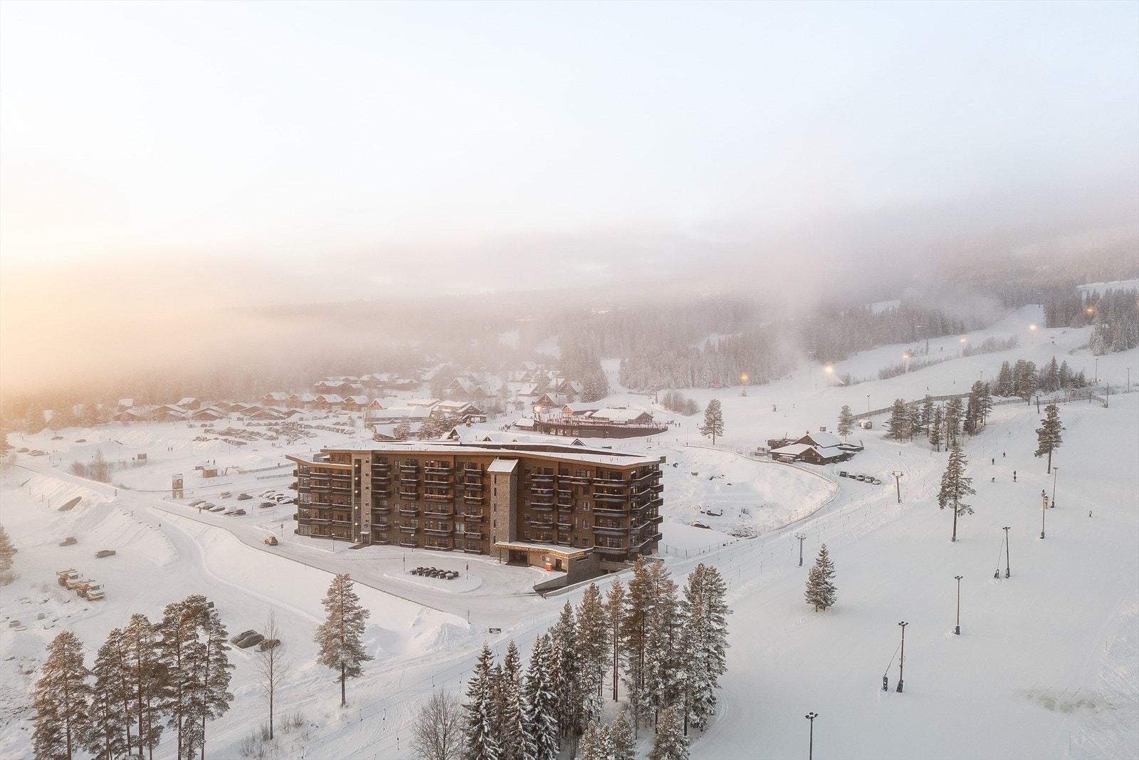 Nærheten til alpinbakkene gjør denne leiligheten til en meget populær fritidsbolig. Galleribilde
