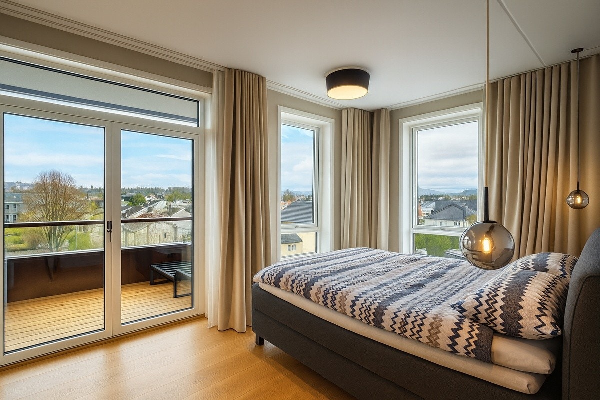 Hoved-soverom med egen balkong og eget bad Galleribilde