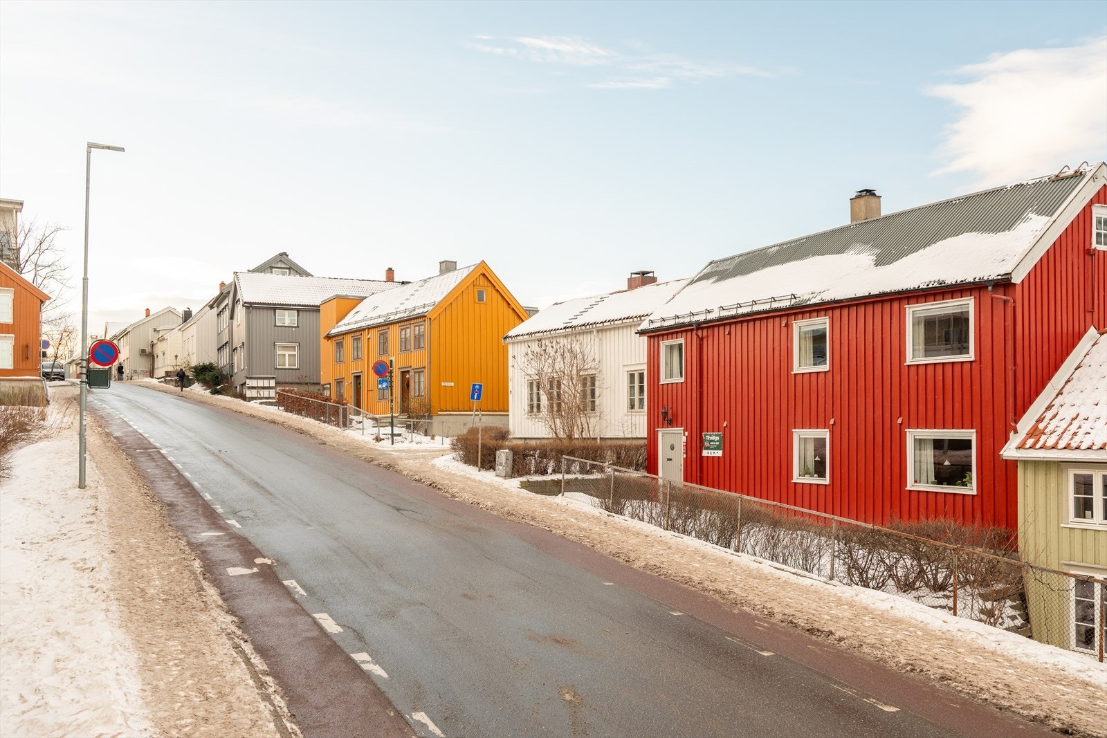 Velkommen til visning! Ta kontakt med megler dersom annonsert visning ikke passer eller du har andre spørsmål. Galleribilde