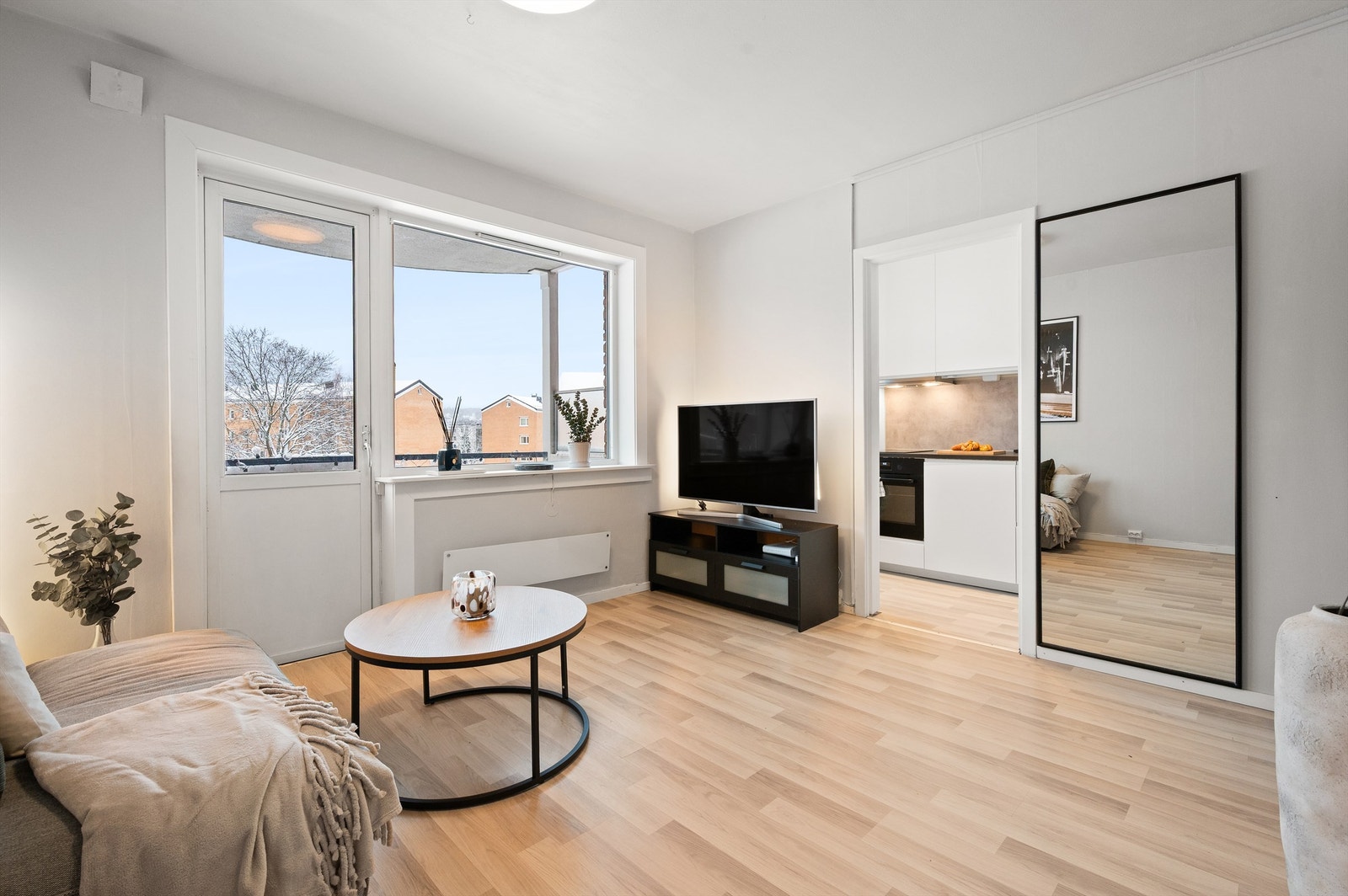 Nhut Nam Huynh/v Eiendomsmegler Krogsveen har gleden av å presentere Etterstadsletta 87B. Foto: Peter Futo/Cool Pics AS Galleribilde