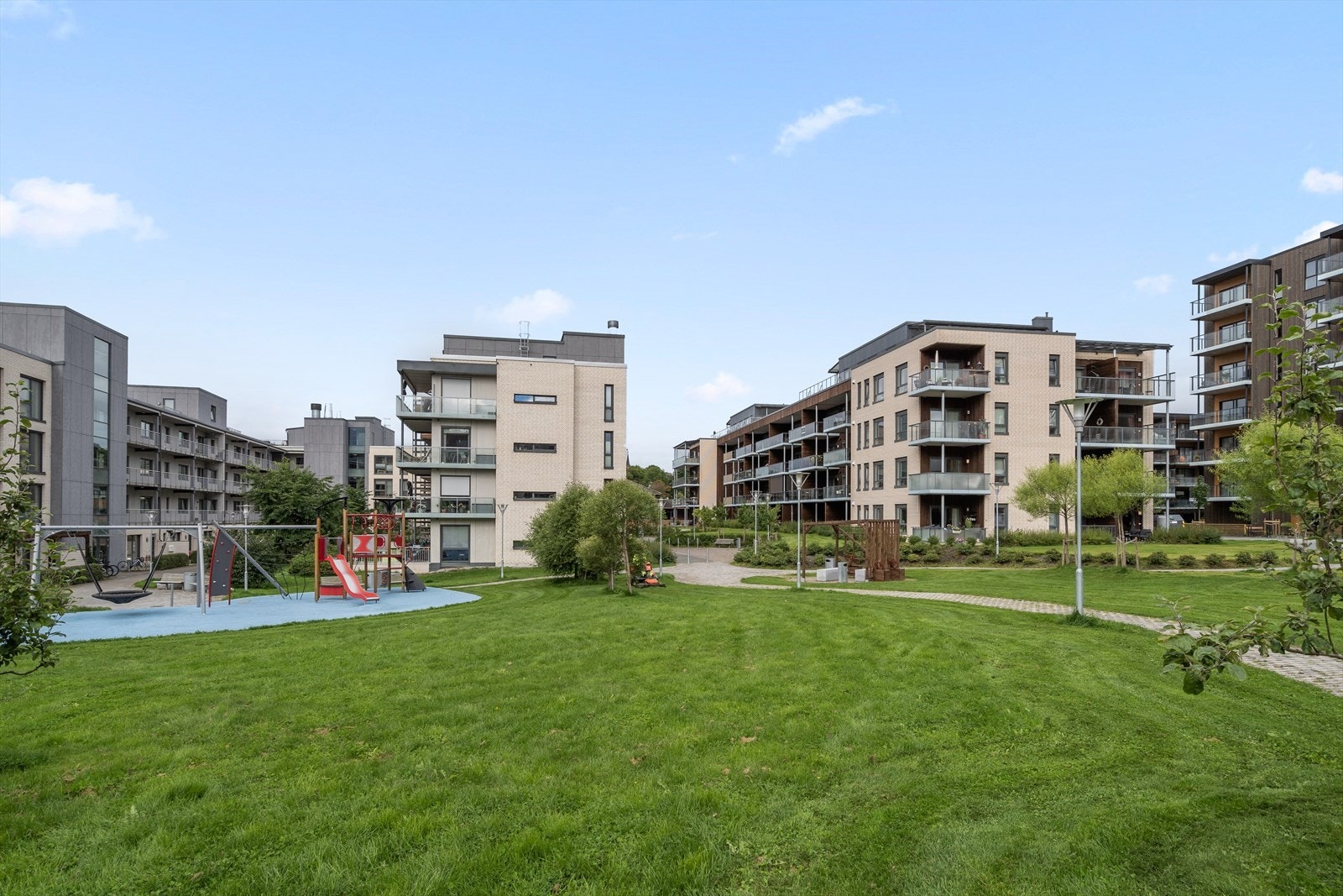 Boområdet byr på flere opparbeidede og trivelige grøntområder. Galleribilde