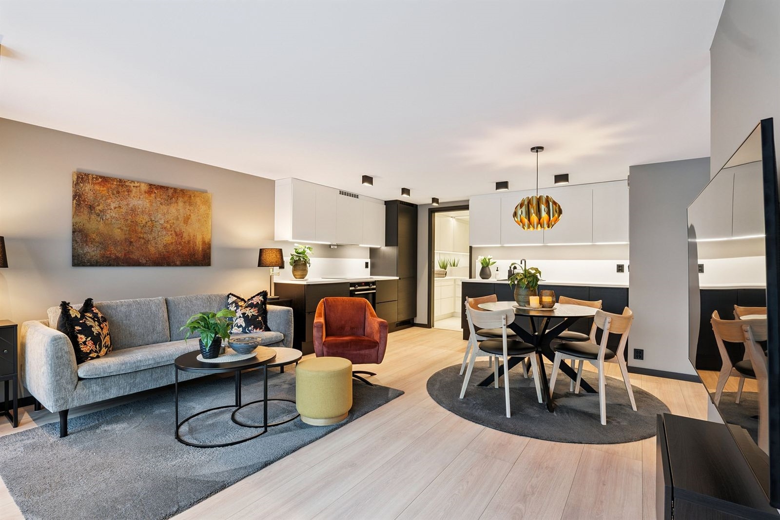 Alt av inventar følger med og er nøye utvalgt i den beste kvalitet! Galleribilde