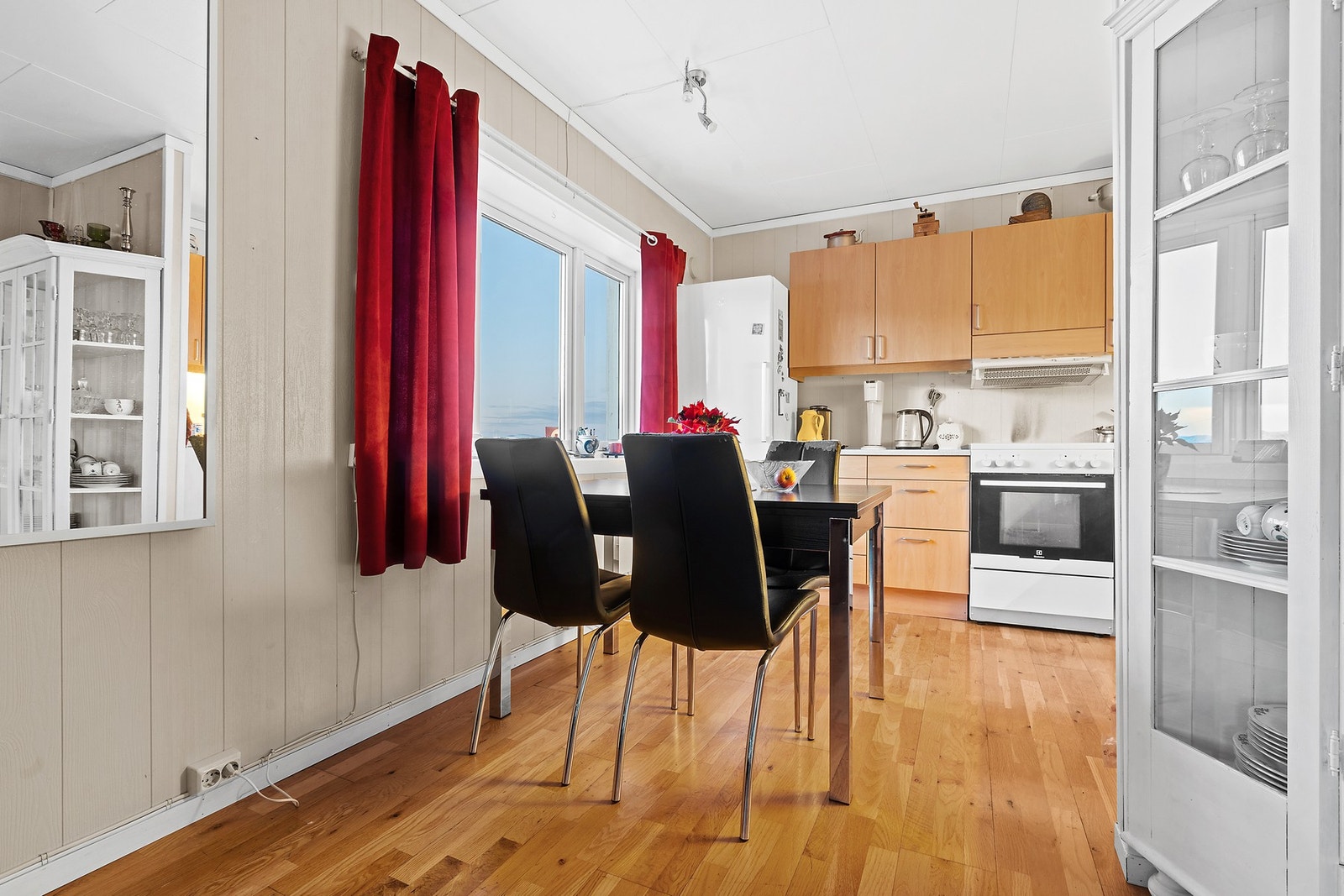 Kjøkken og spisestue 2 etg. Galleribilde