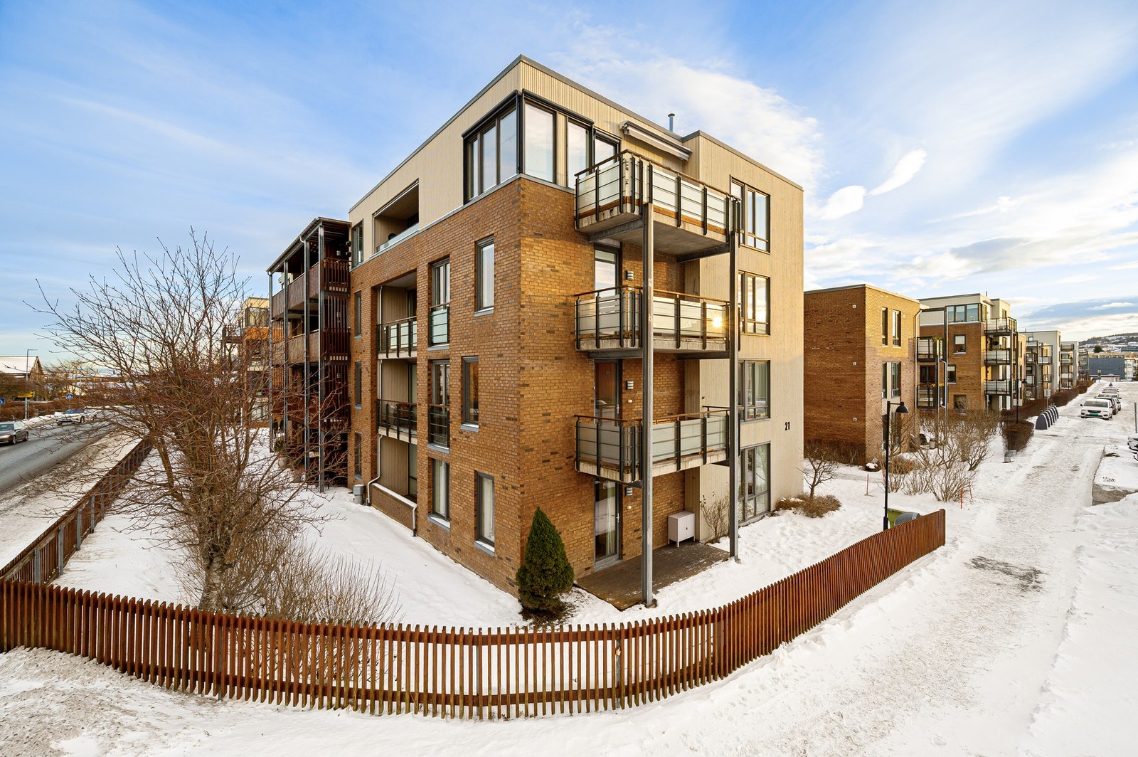 EiendomsMegler 1 ved Ramya Nadesapuran har gleden av å presentere Kyavegen 21! Galleribilde