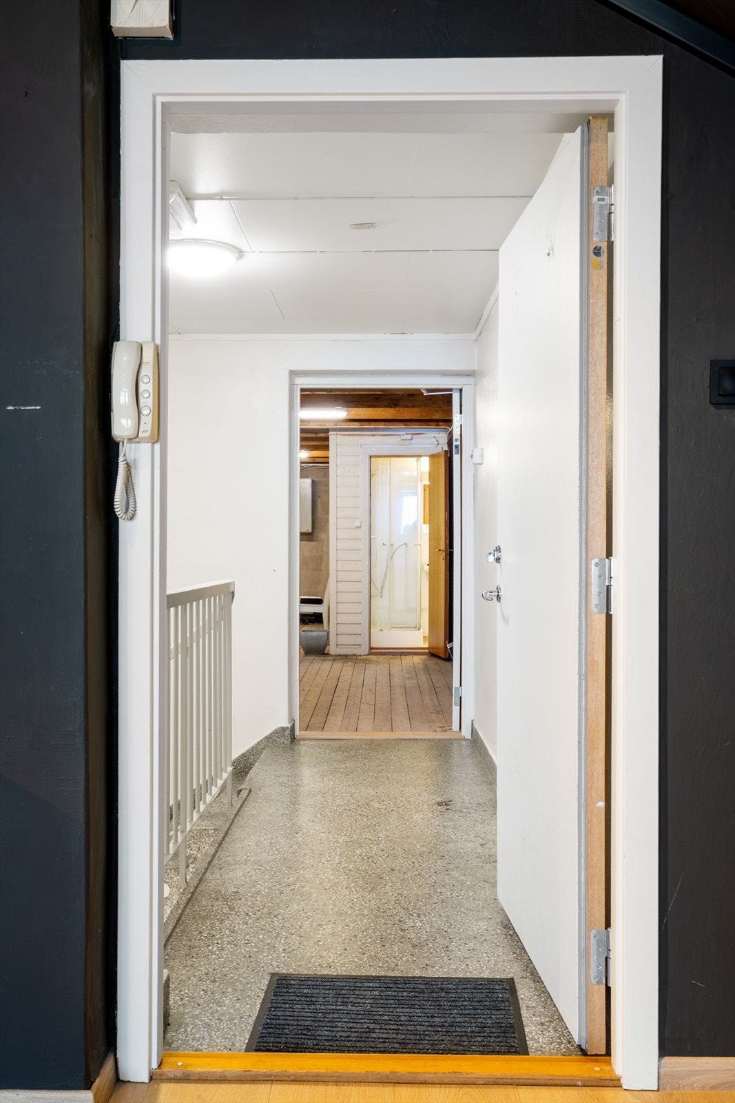 Badet og WC finner du i andre enden av etasjen. Galleribilde