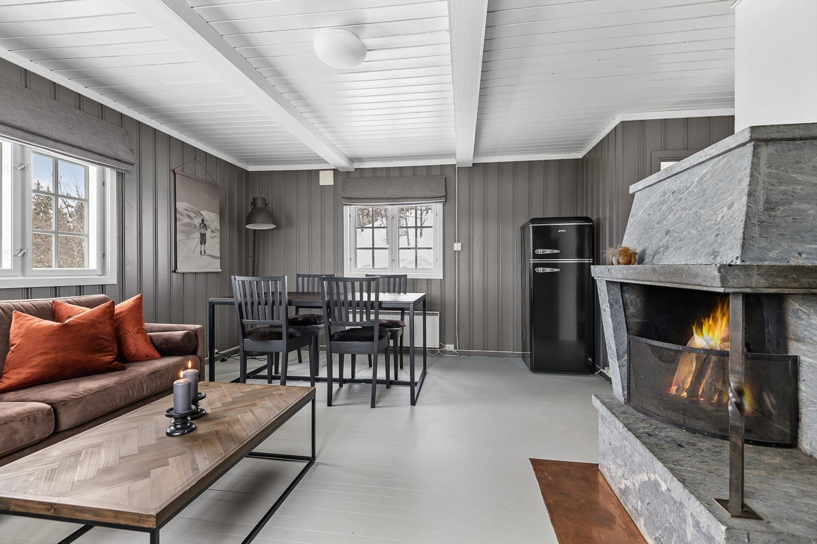 Synlige bjelker i tak gir et autentisk inntrykk Galleribilde