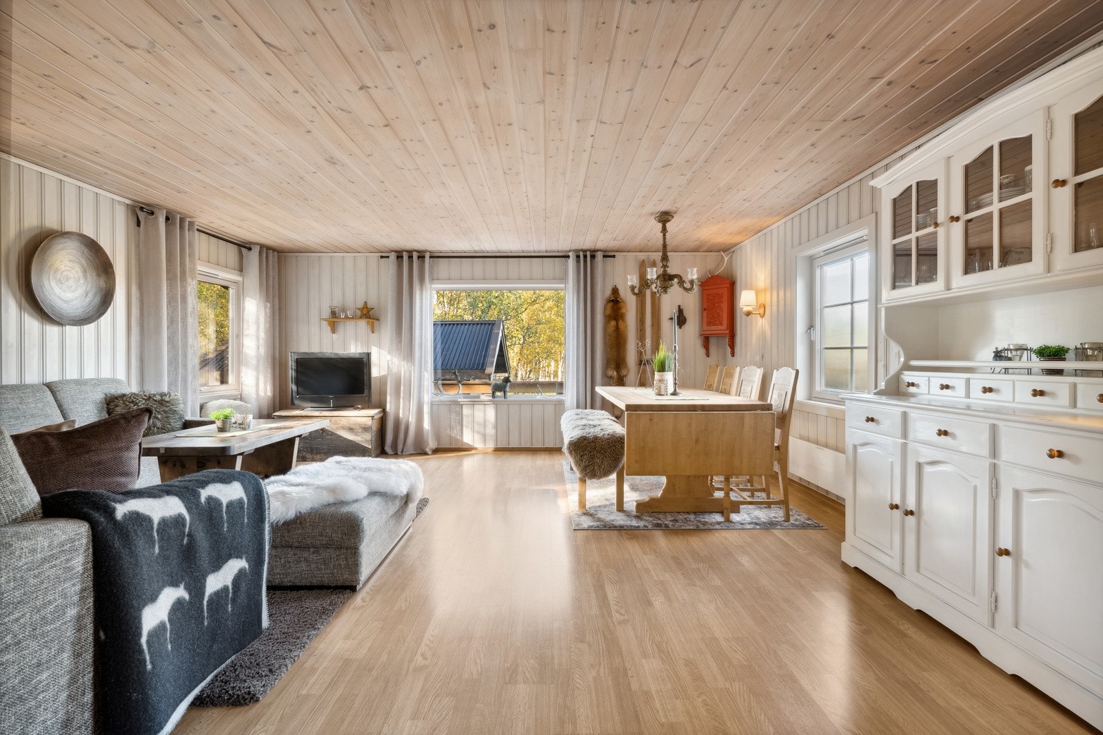 Koselig og romslig stue på ca. 38 kvm Galleribilde