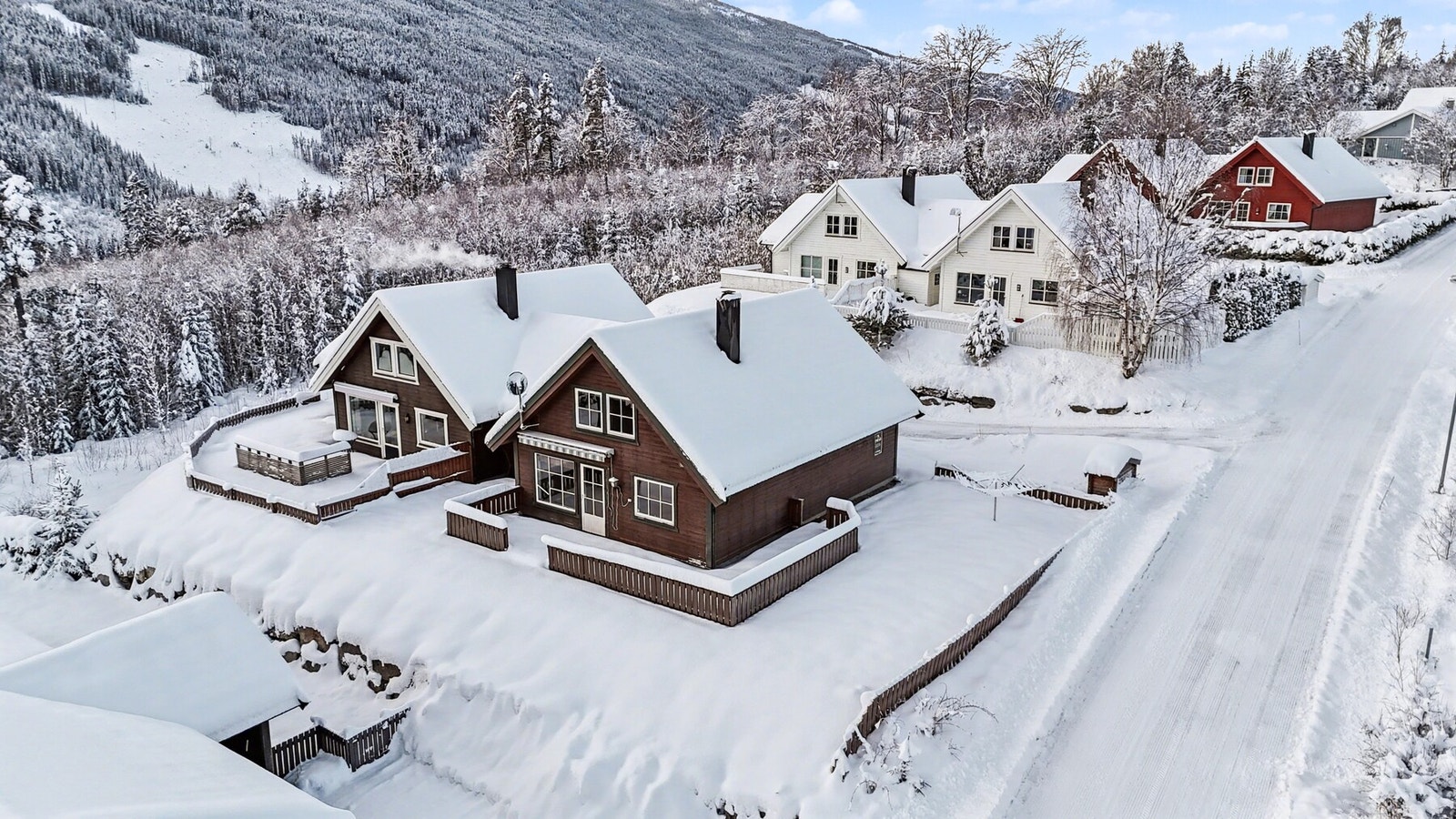 Velkommen til Kristenbrøtvegen 17A, en eiendom presentert av EIE Fjellmegleren! Galleribilde