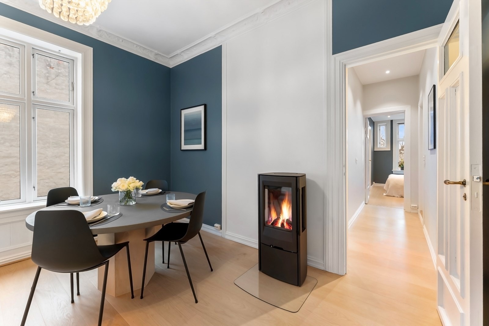 Peisovn med glassdør fra 2020. Galleribilde