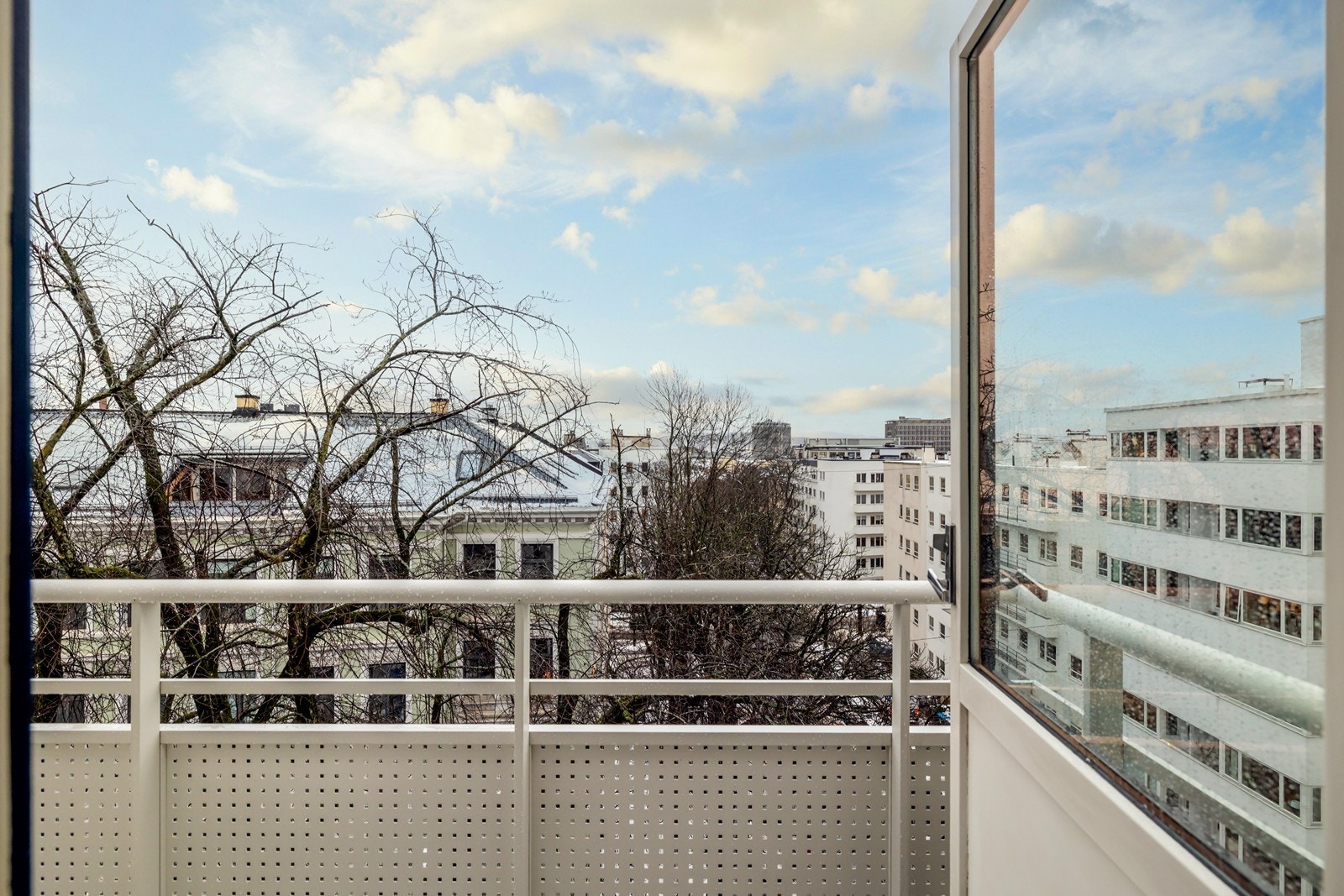 Balkong mot øst Galleribilde