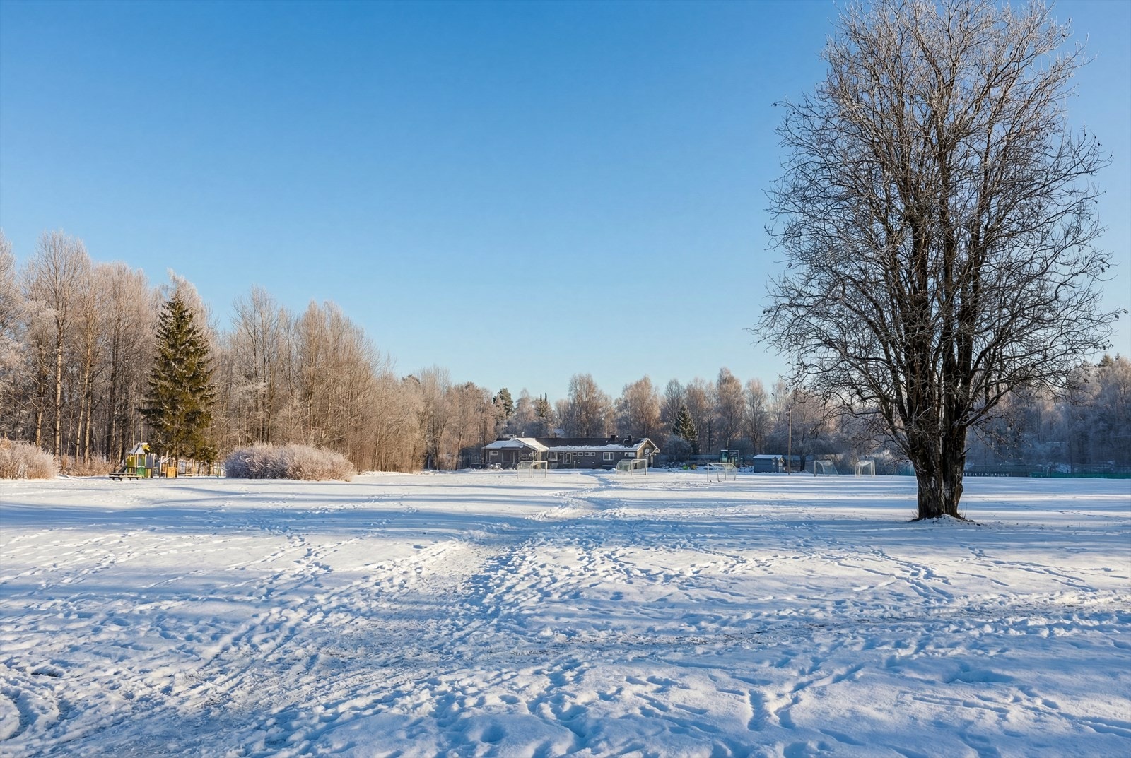 Vakre Slettestien er et av de store friarealene i nabolaget på Eiksmarka. Galleribilde