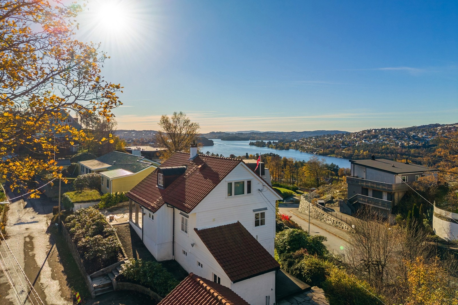 Velkommen til Brennhaugen 1! En fabelaktig eiendom i villagate på Paradis Galleribilde