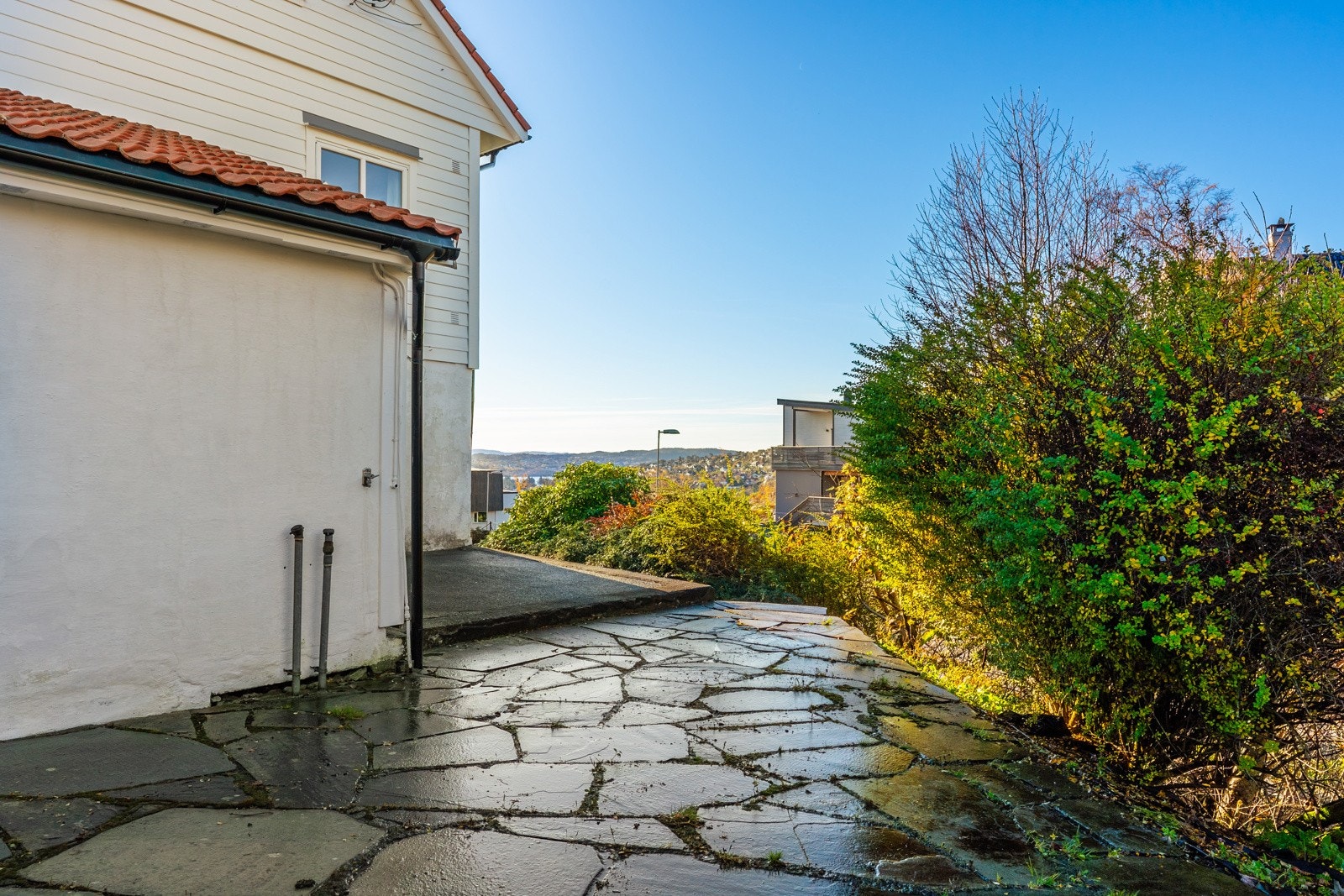 Inngang til U-etasjen fra utsiden Galleribilde