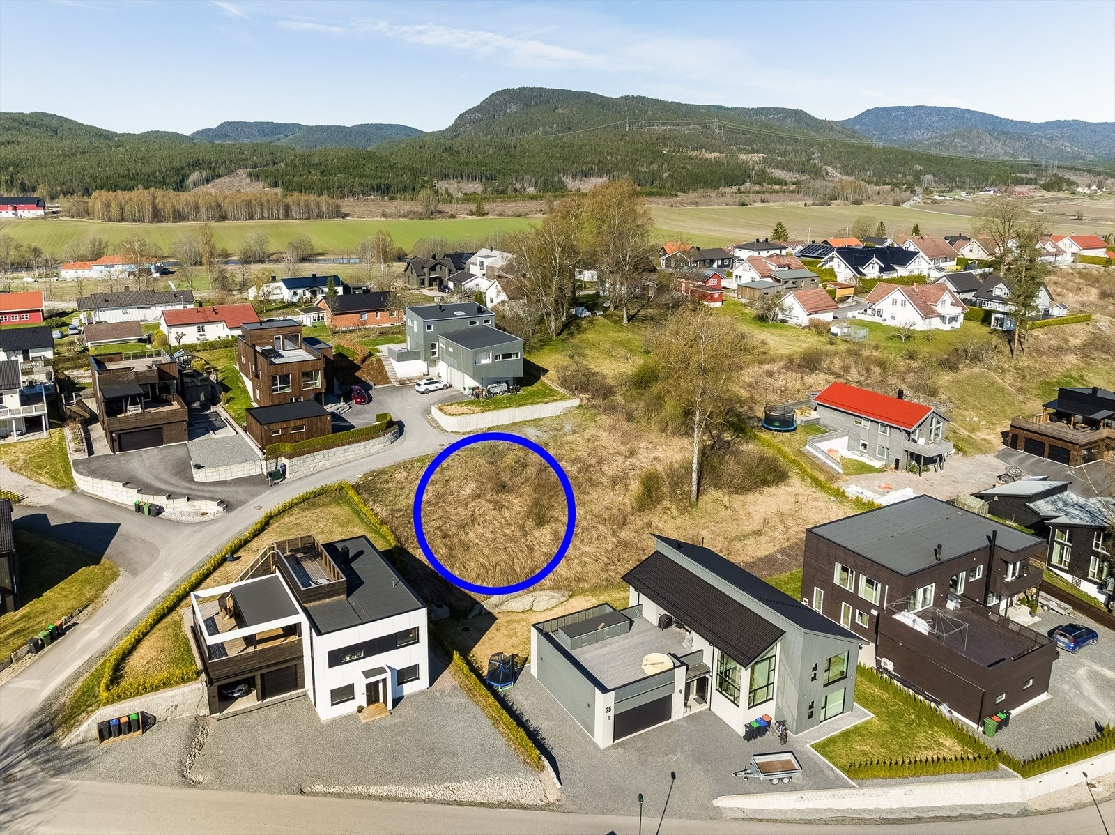 EiendomsMegler1 ved Stein Nordberg presenterer Venstøplia 21! Byggeklar boligtomt i landlige omgivelser | Venstøp Foto: Inbovi Galleribilde