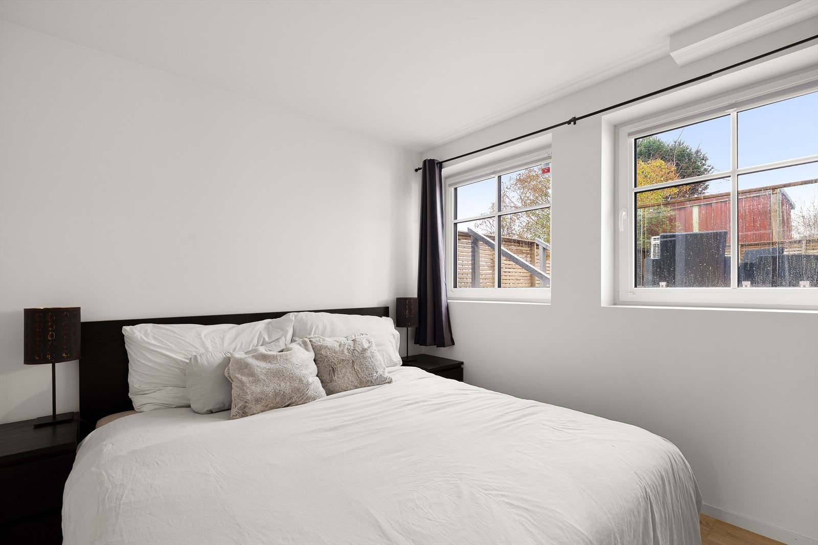 Soverom i hybelen. Galleribilde