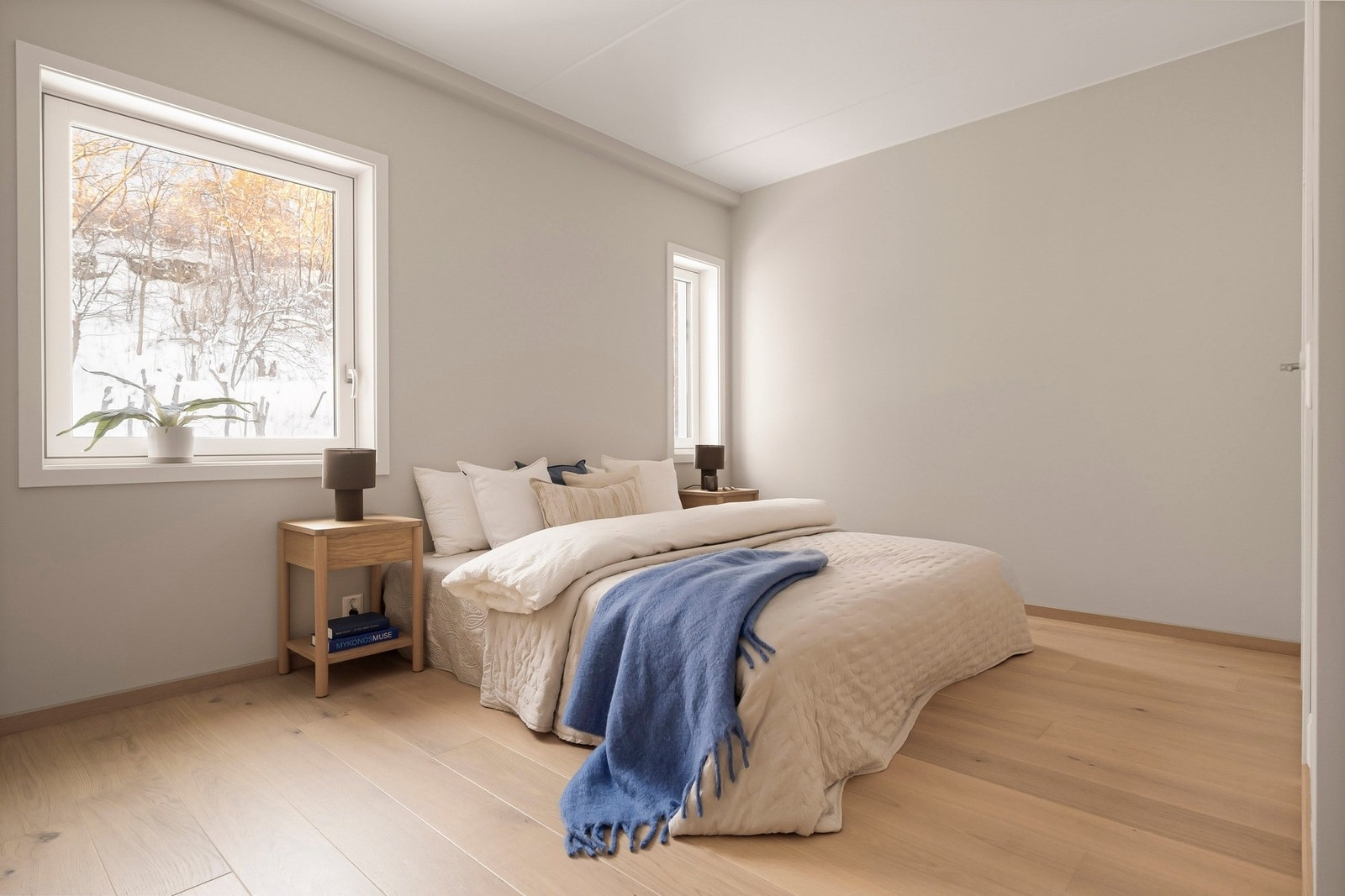 Soverom (3). Hovedsoverommet er romslig, og med eget bad. Galleribilde