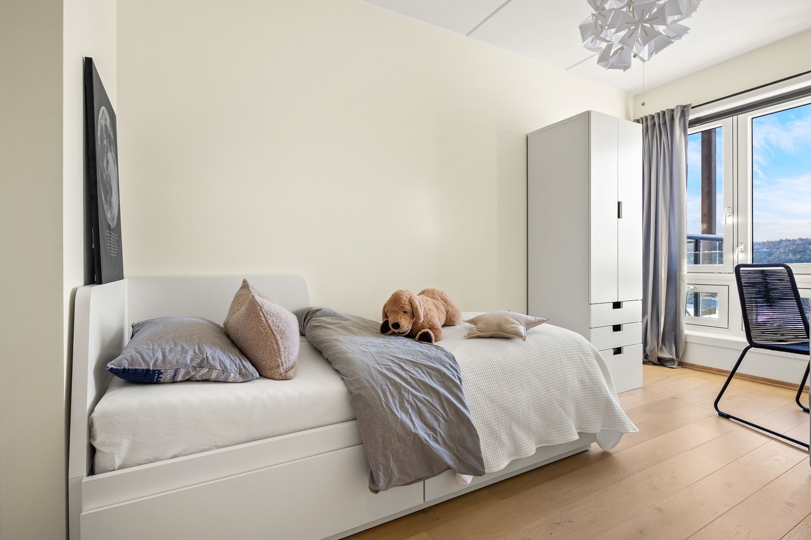 Soverom nr. 3 er også lyst og trivelig Galleribilde